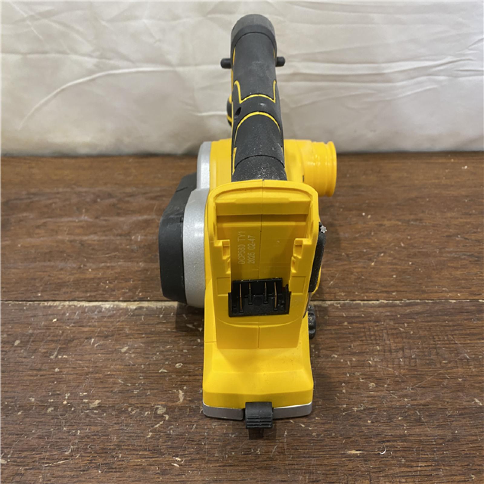 AS-IS DEWALT DCP580B 20V MAX Lithium Ion Brushless Planer