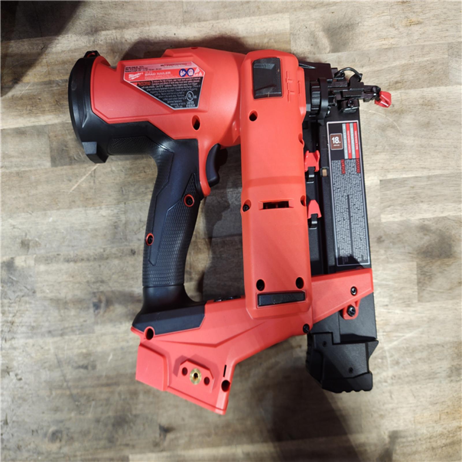 HOUSTON LOCATION - AS-IS (APPEARS LIKE NEW) Milwaukee M18 FUEL GEN II 18-Volt 18-Gauge Lithium-Ion Brushless Cordless Brad Nailer Kit with One 2.0 Ah Battery, Charger and Bag