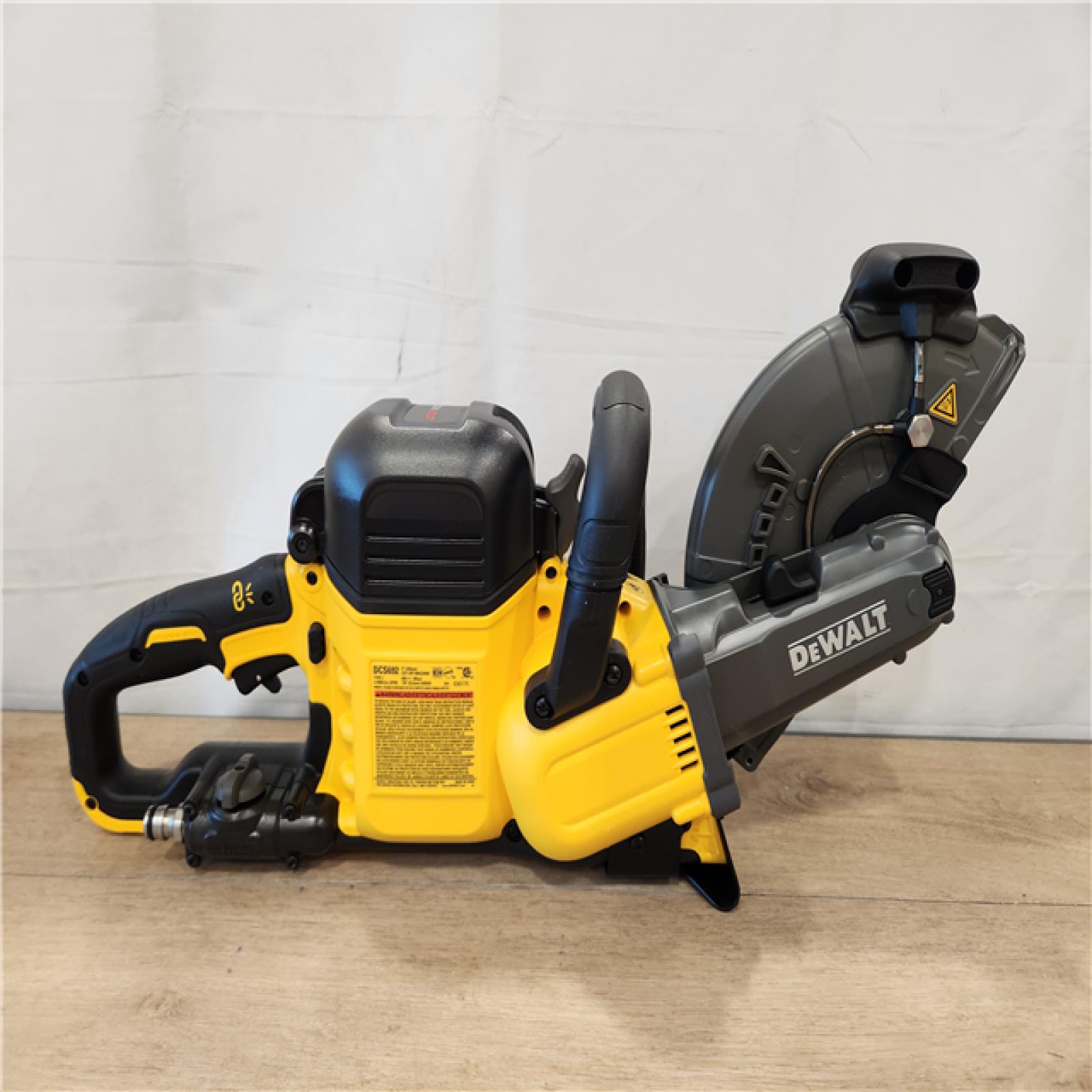 AS-IS- Dewalt 60V MAX Brushless Cordless Lithium-Ion 9 in. Cut Off Saw Kit