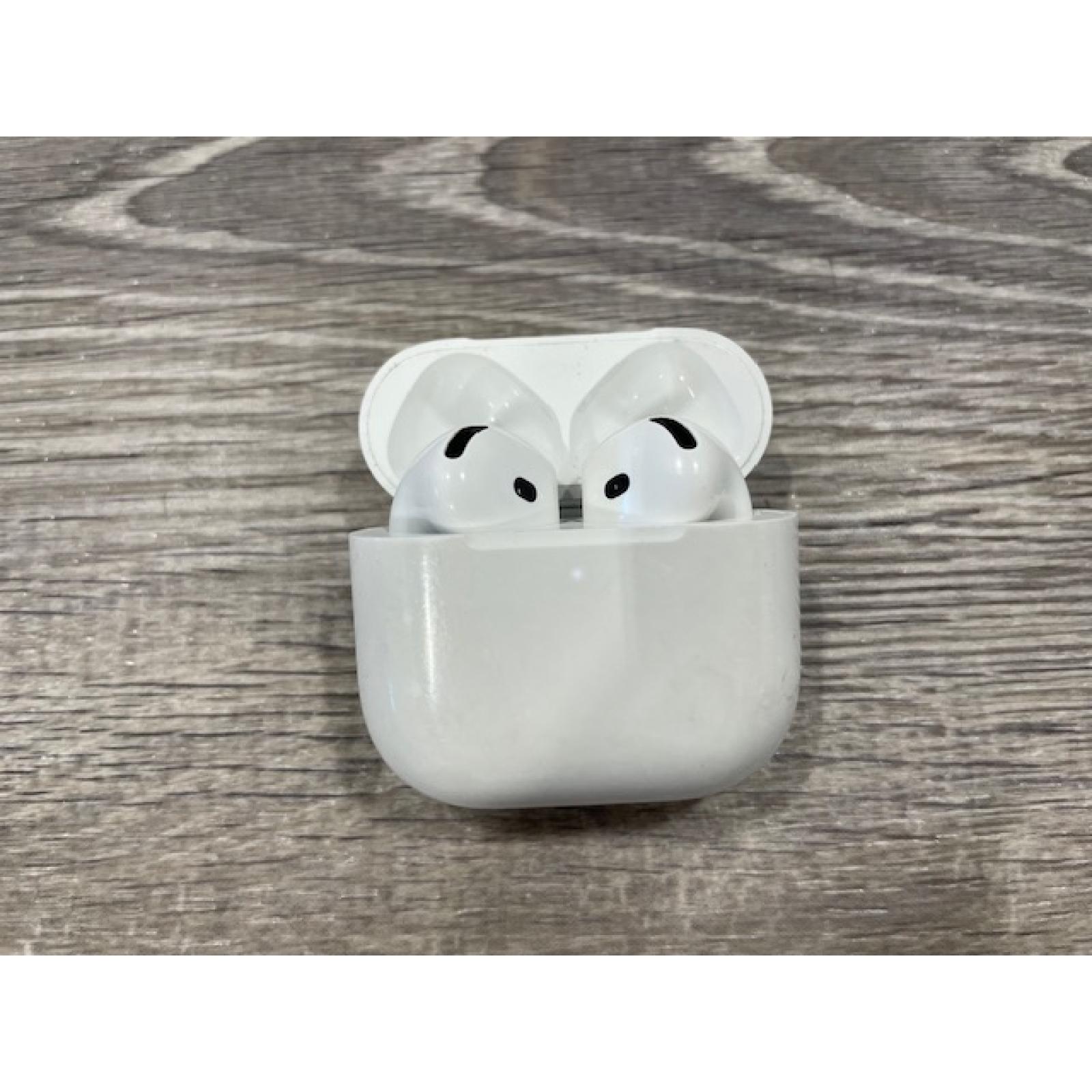AS-IS Apple Airpods 4