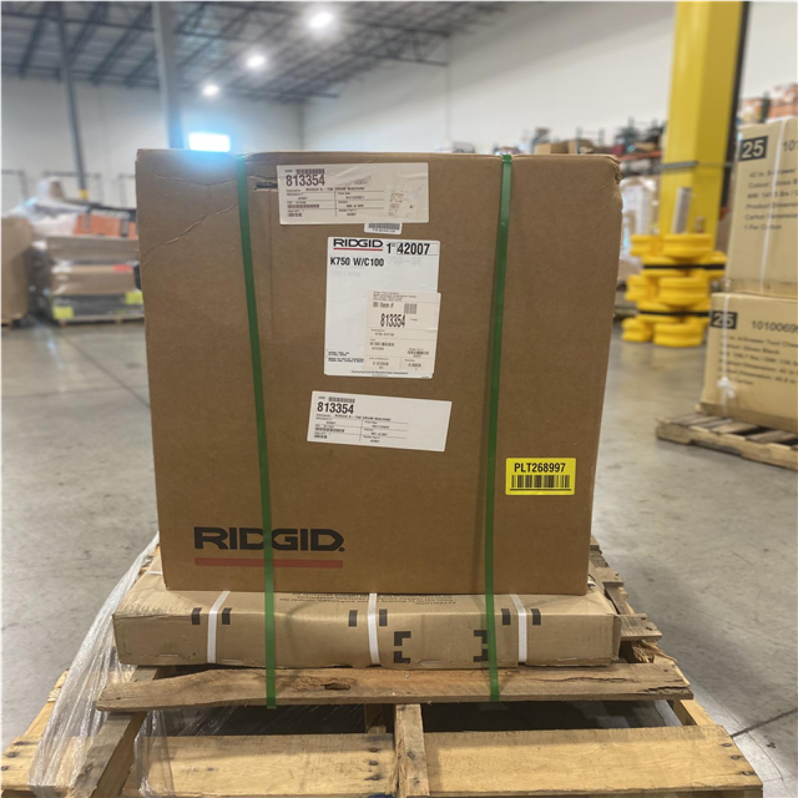 DALLAS LOCATION- RIDGID K-750 Drum Machine Drain Cleaner with C-100 Autofeed 100 ft. x 3/4 in. Cable and 3/4 in. Tool Set