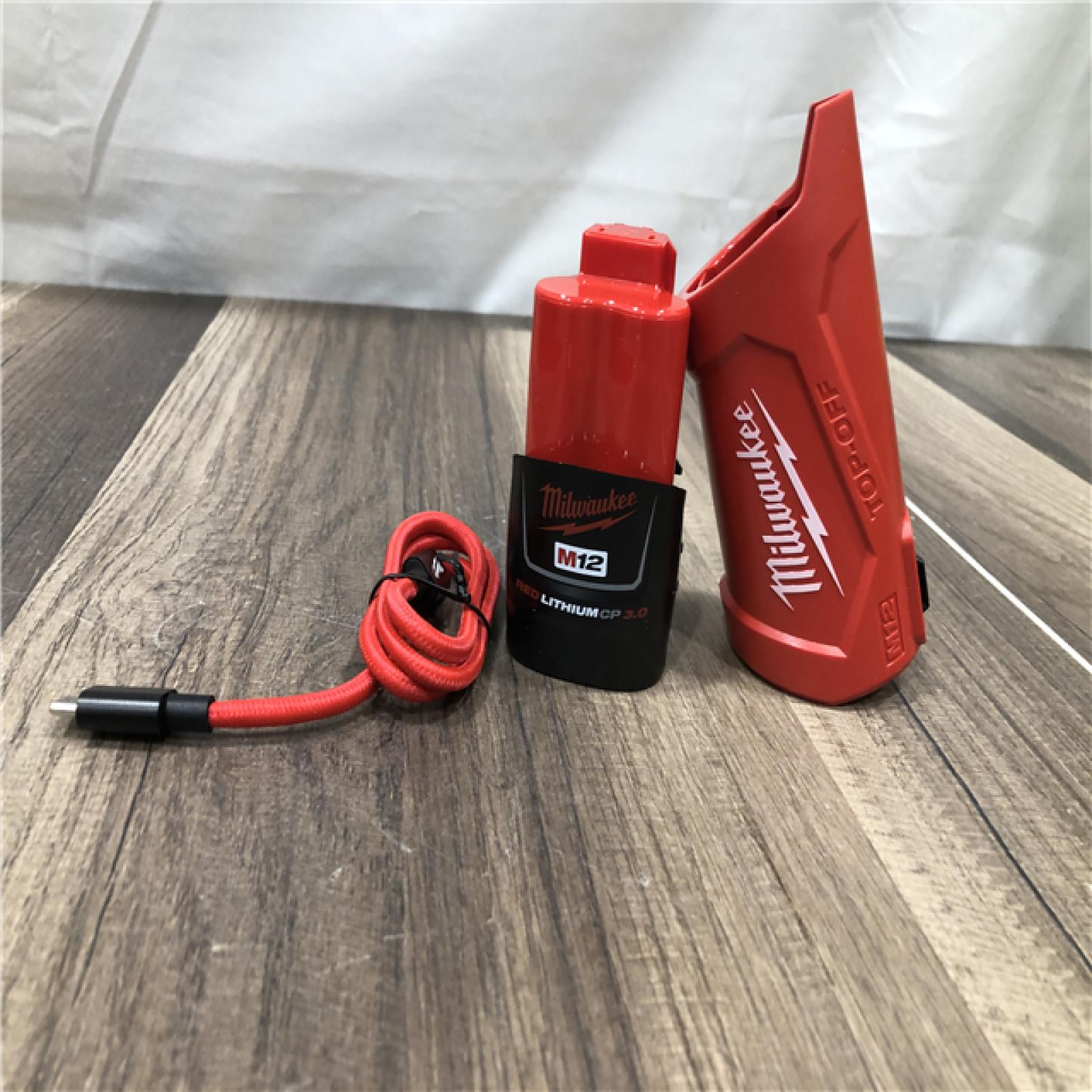 AS-IS Milwaukee Men's Medium M12 12-Volt Lithium-Ion Cordless Tough Shell Black Heated Jacket Kit