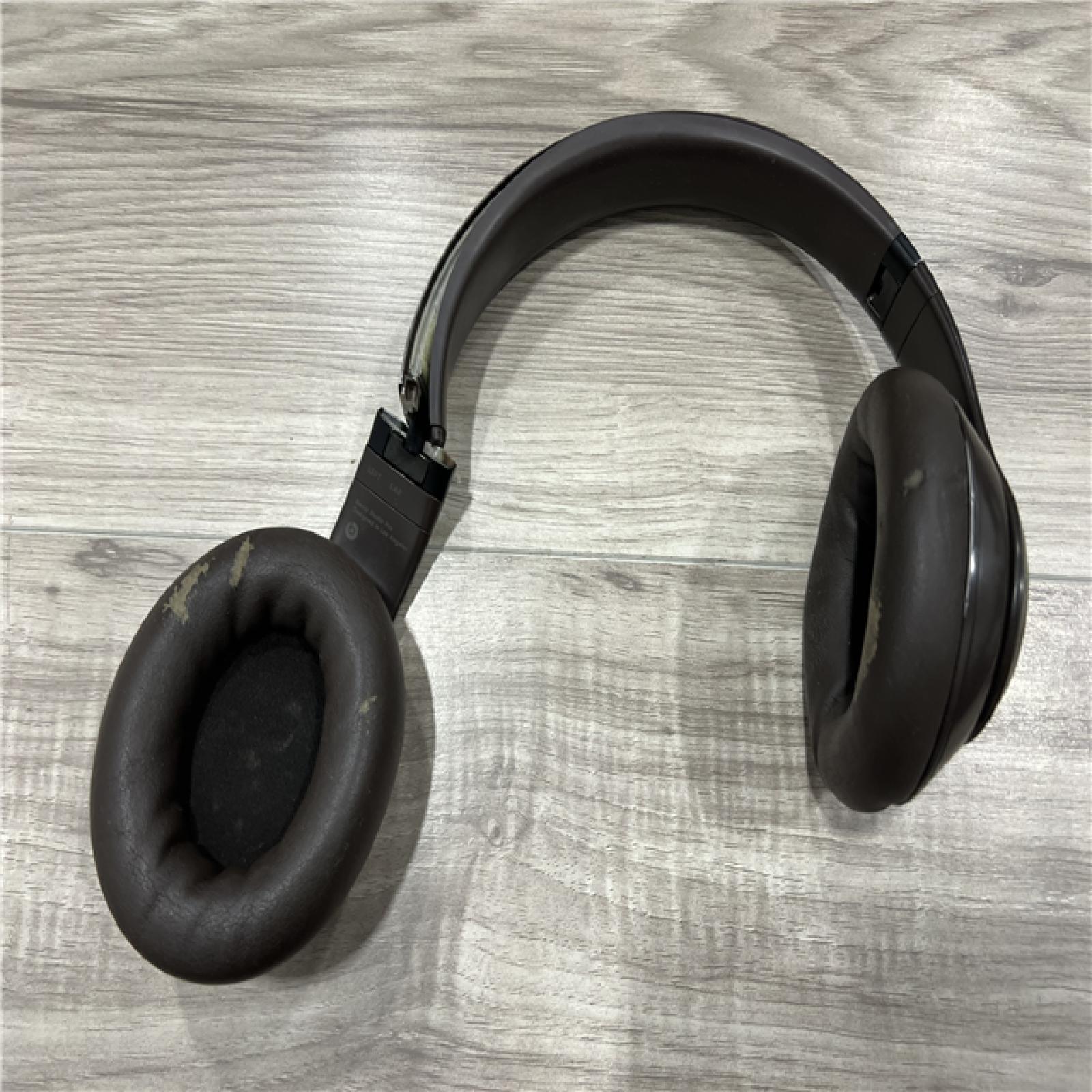 AS-IS Beats - Studio Pro - Wireless Noise Cancelling Over-the-Ear Headphones - Deep Brown