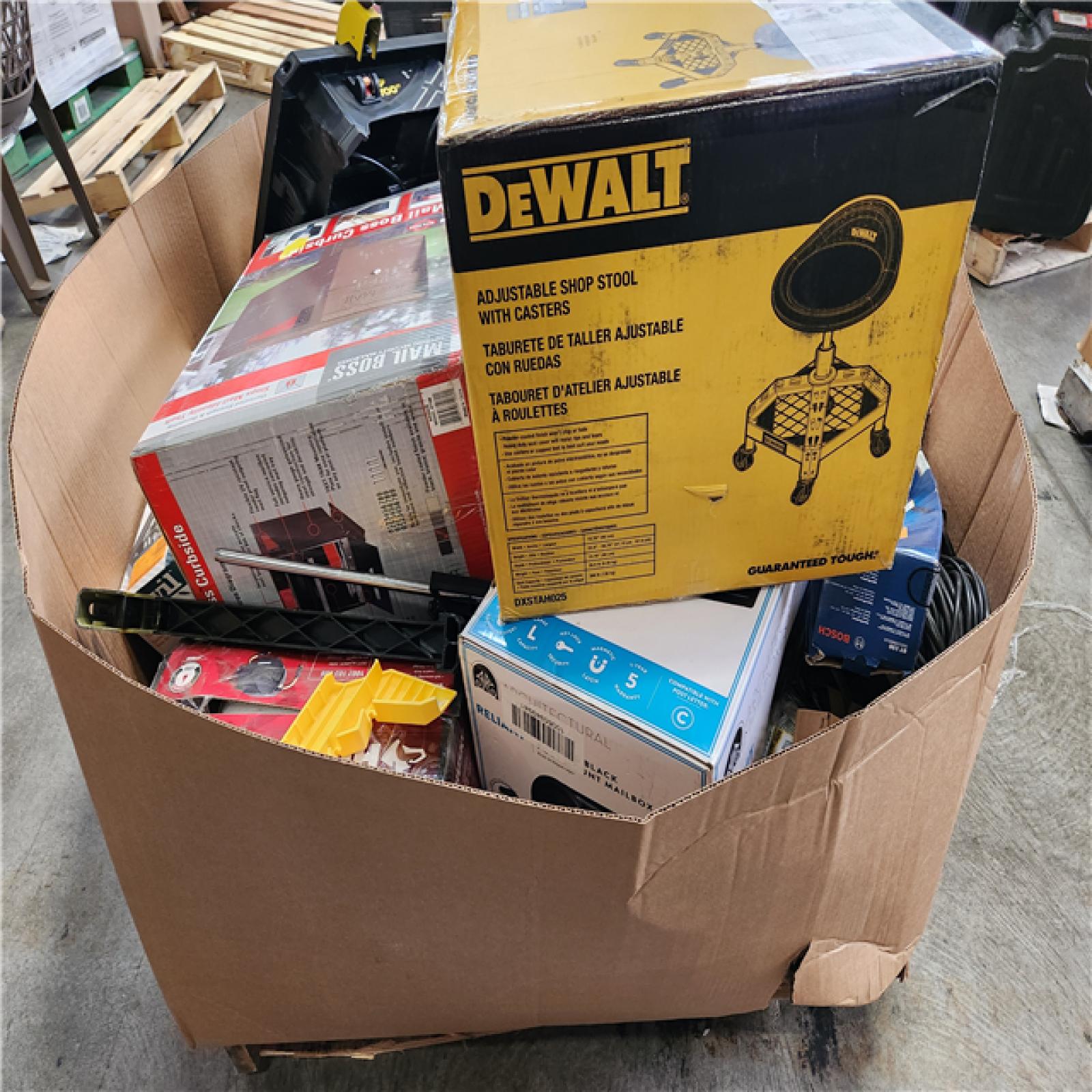Phoenix AS-IS .Com Home Improvement Pallet