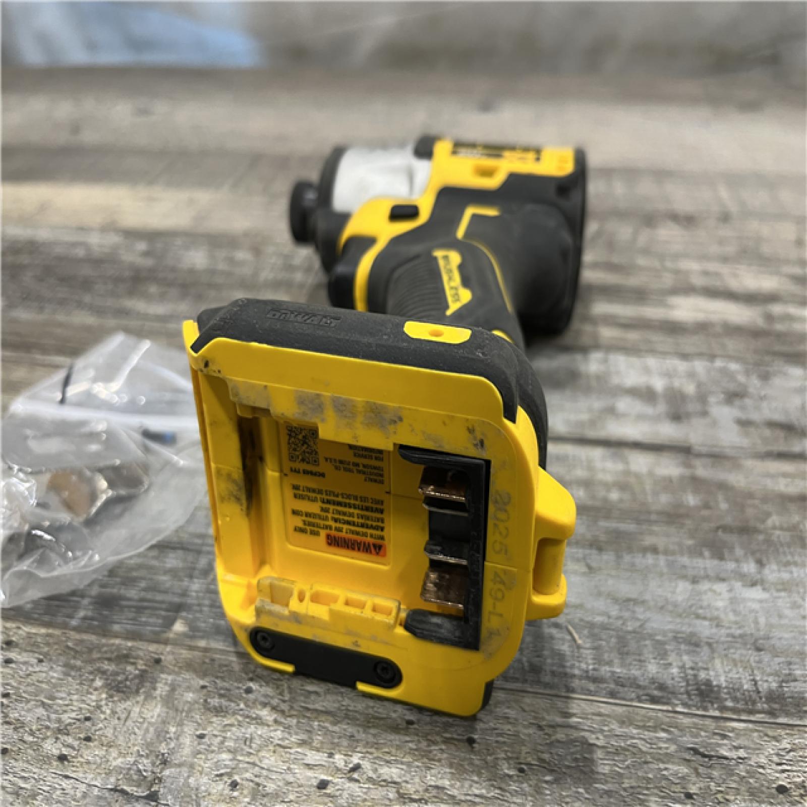 AS-IS DEWALT 20-Volt Maximum XR Cordless Brushless 1/4 in. 3-Speed Impact Driver (Tool-Only)