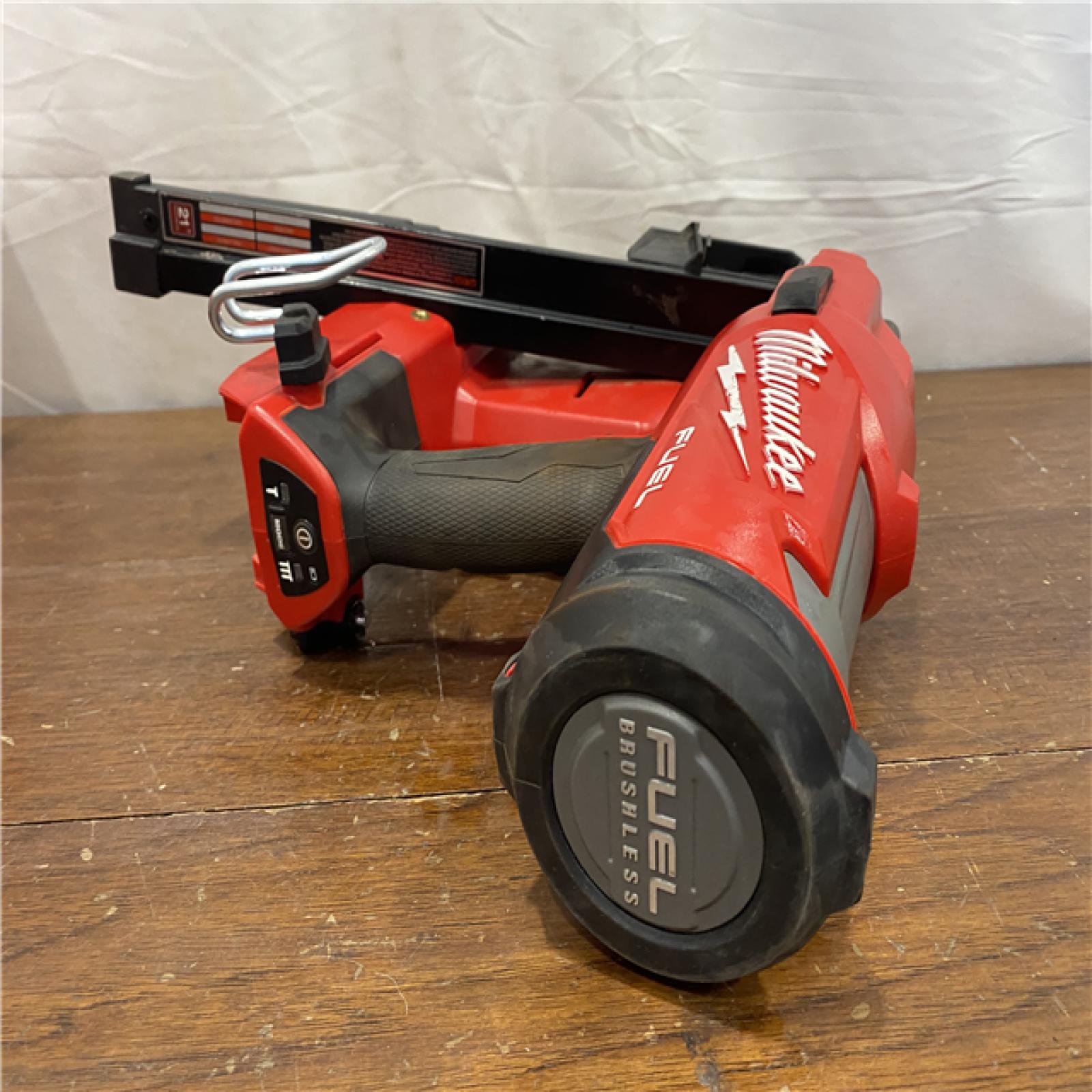 AS-IS Milwaukee 2744-20 M18 FUEL 21-Degree Cordless Framing Nailer (Tool Only)