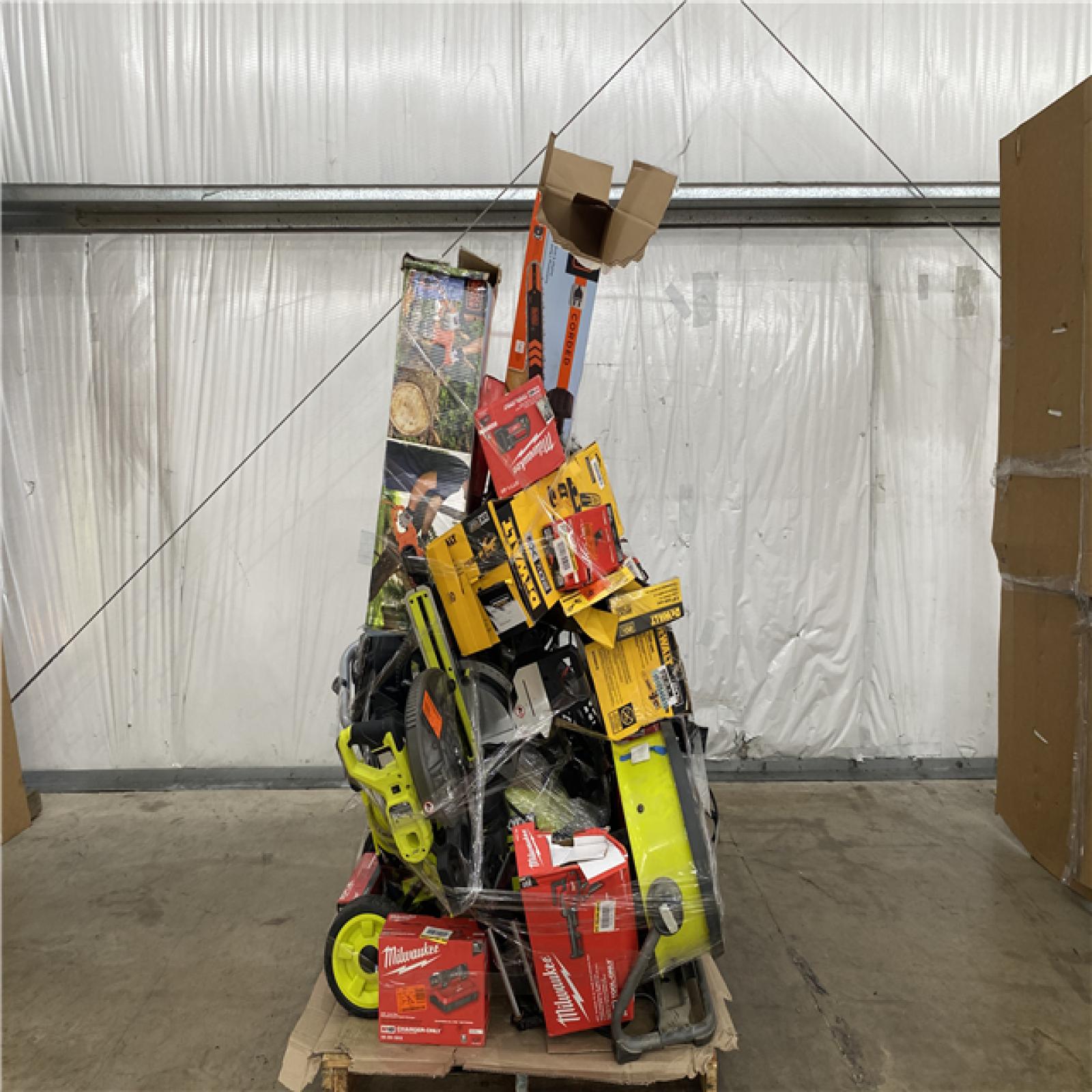 Houston Location AS IS - Tool Pallet