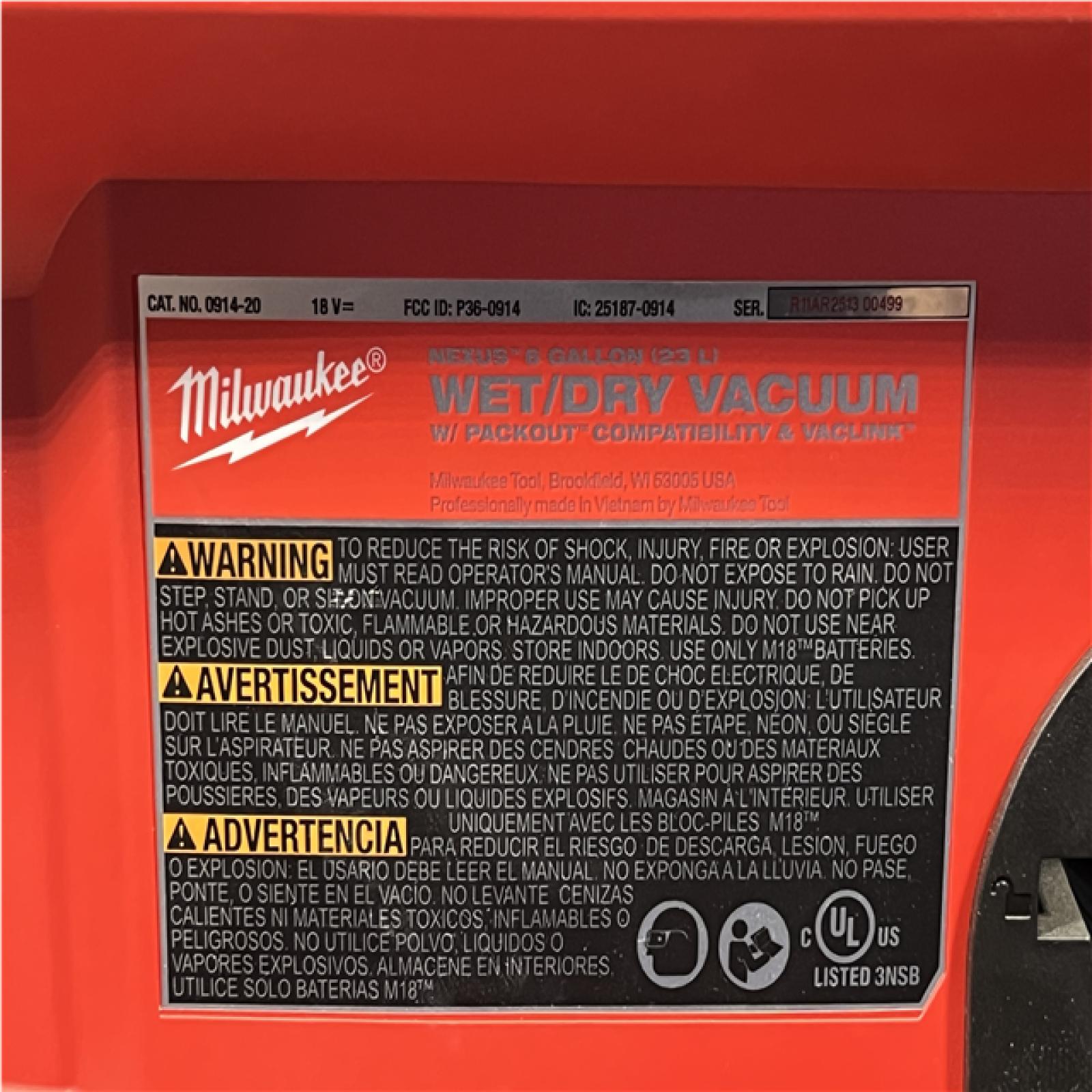 Houston Location AS-IS Milwaukee M12 FUEL 12-Volt Lithium-Ion Cordless Wet/Dry Vacuum