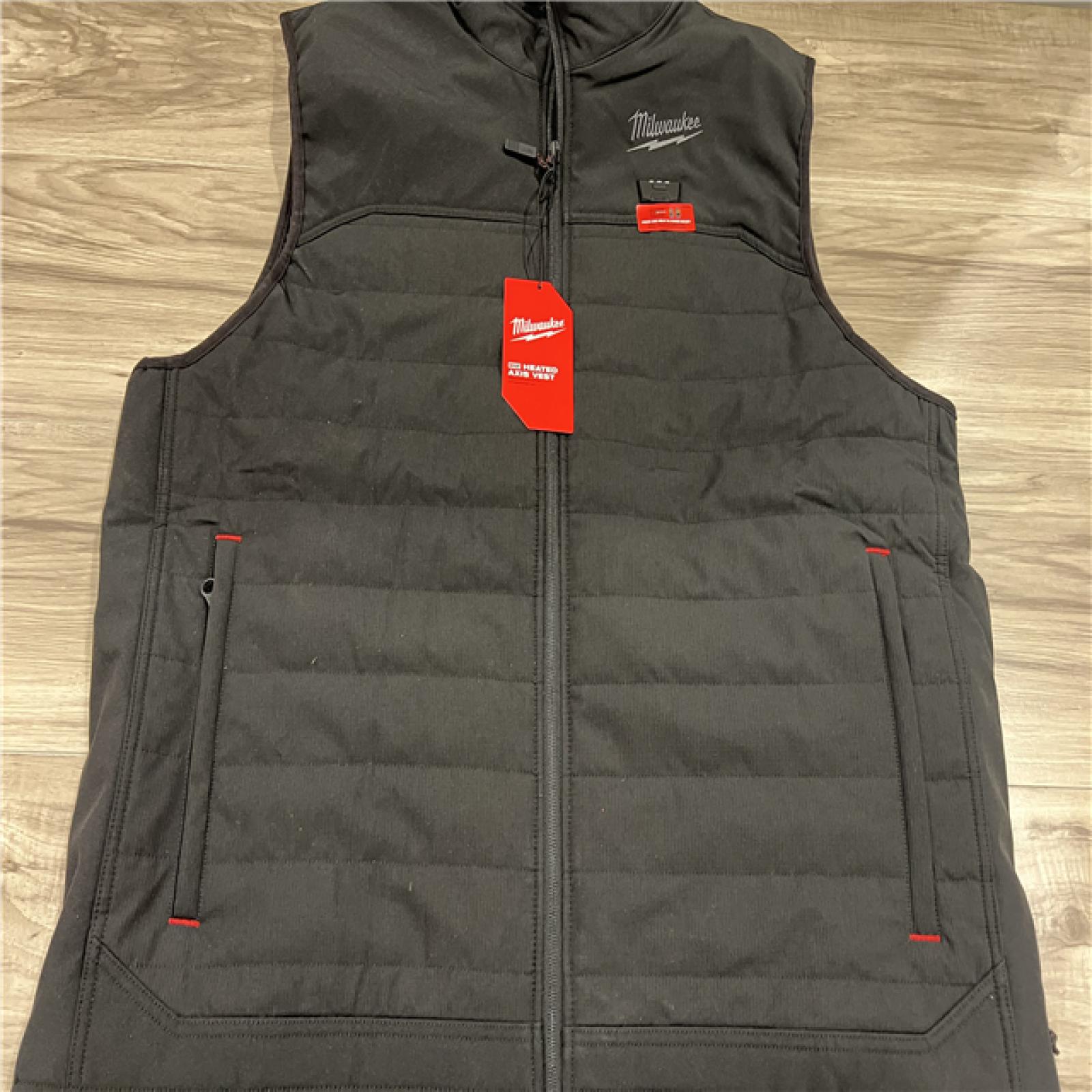 AS-IS Milwaukee Men's X-Large 12-Volt Lithium-Ion Cordless Axis Black Heated Vest Kit