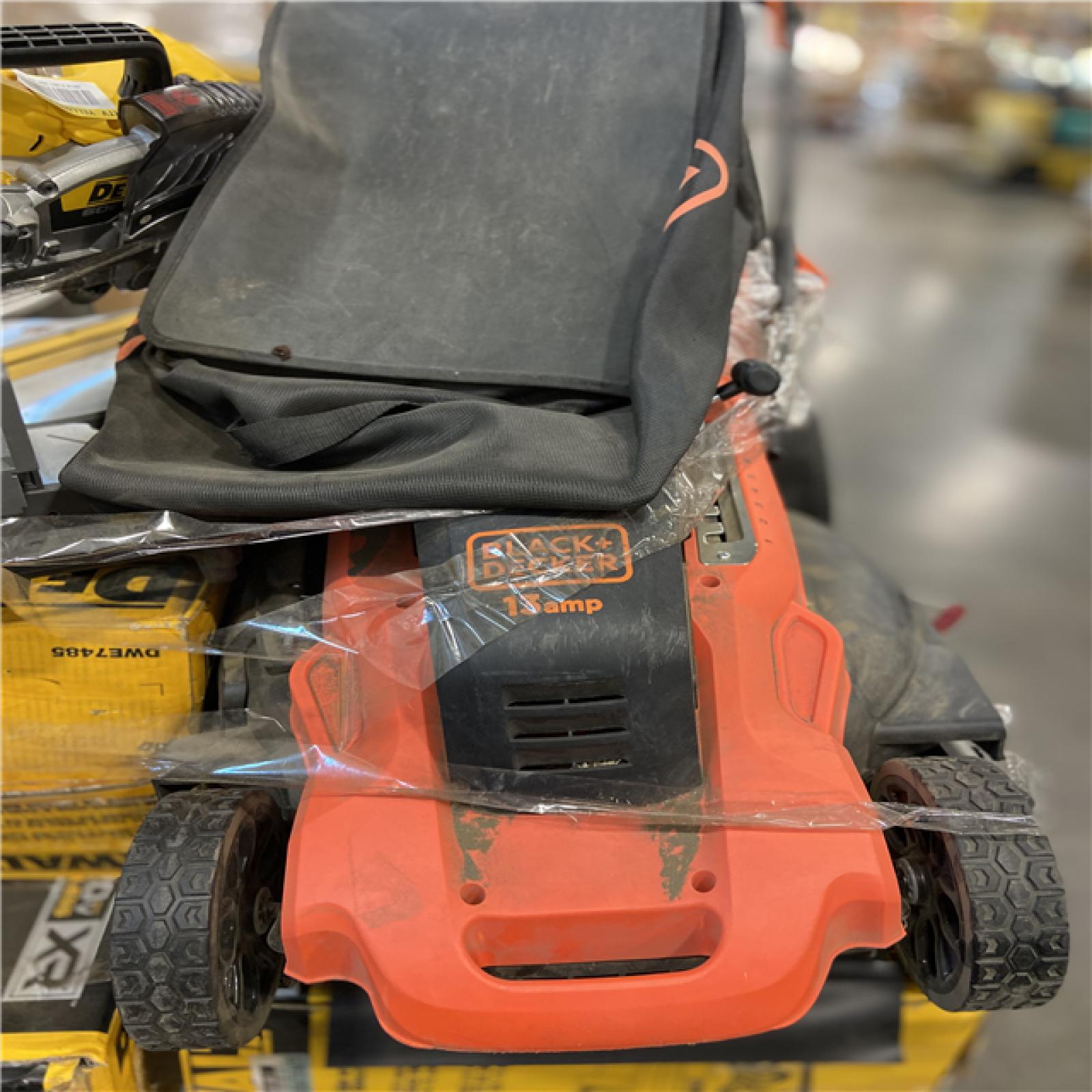 DALLAS LOCATION - TOOL PALLET