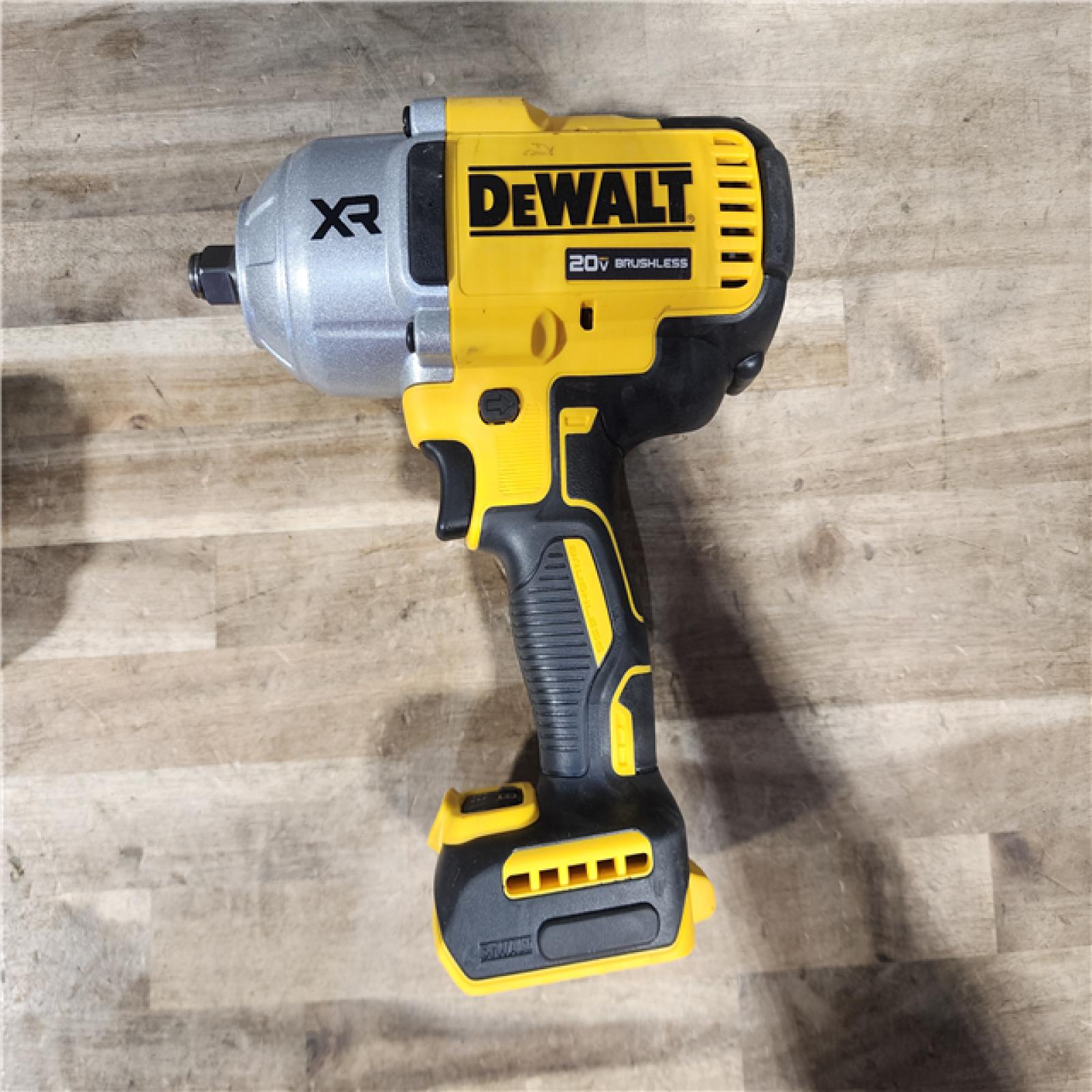 HOUSTON LOCATION - AS-IS DEWALT 20V MAX XR 1/2 High Torque Impact Wrench W/ BATTERY & CHARGER
