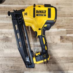 HOUSTON LOCATION - AS-IS DEWALT 20V MAX XR 16-Gauge Electric Cordless Angled Finishing Nailer Kit
