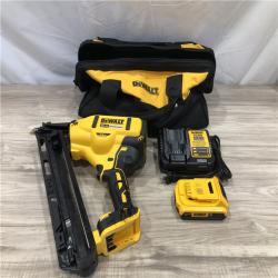 AS-IS DeWalt 15 GA ANGLED FINISH NAILER KIT