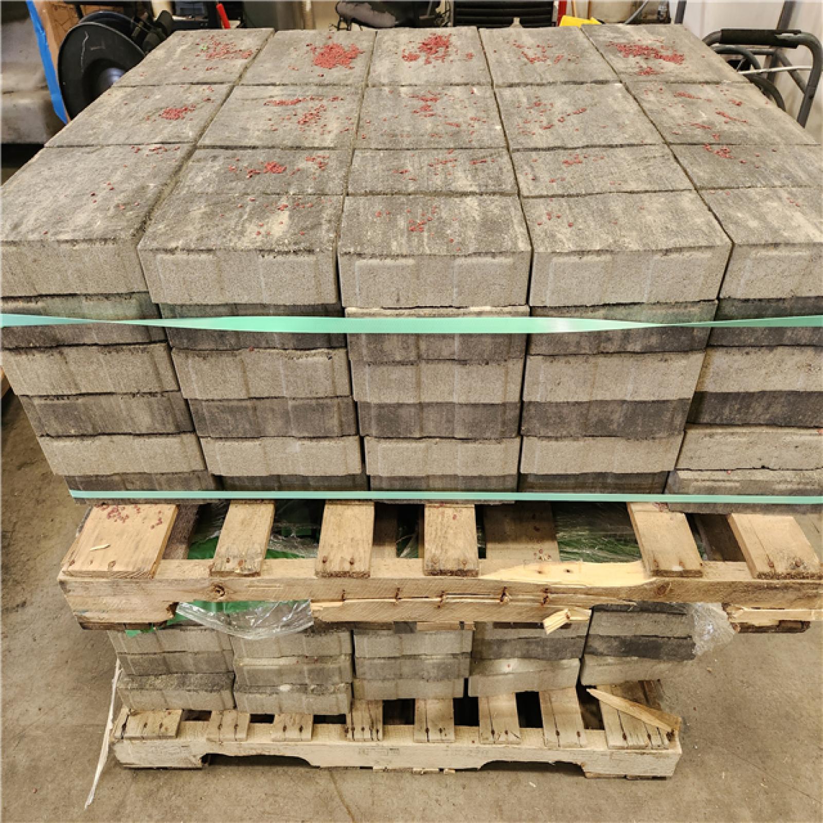 Phoenix NEW interlock Tahoe 14.75in.x 9.875 in.x 2.375 in. Rectangle Cascade Face Mix Concrete Paver Pallet (228-pieces/141 sq. sf./Pallet)