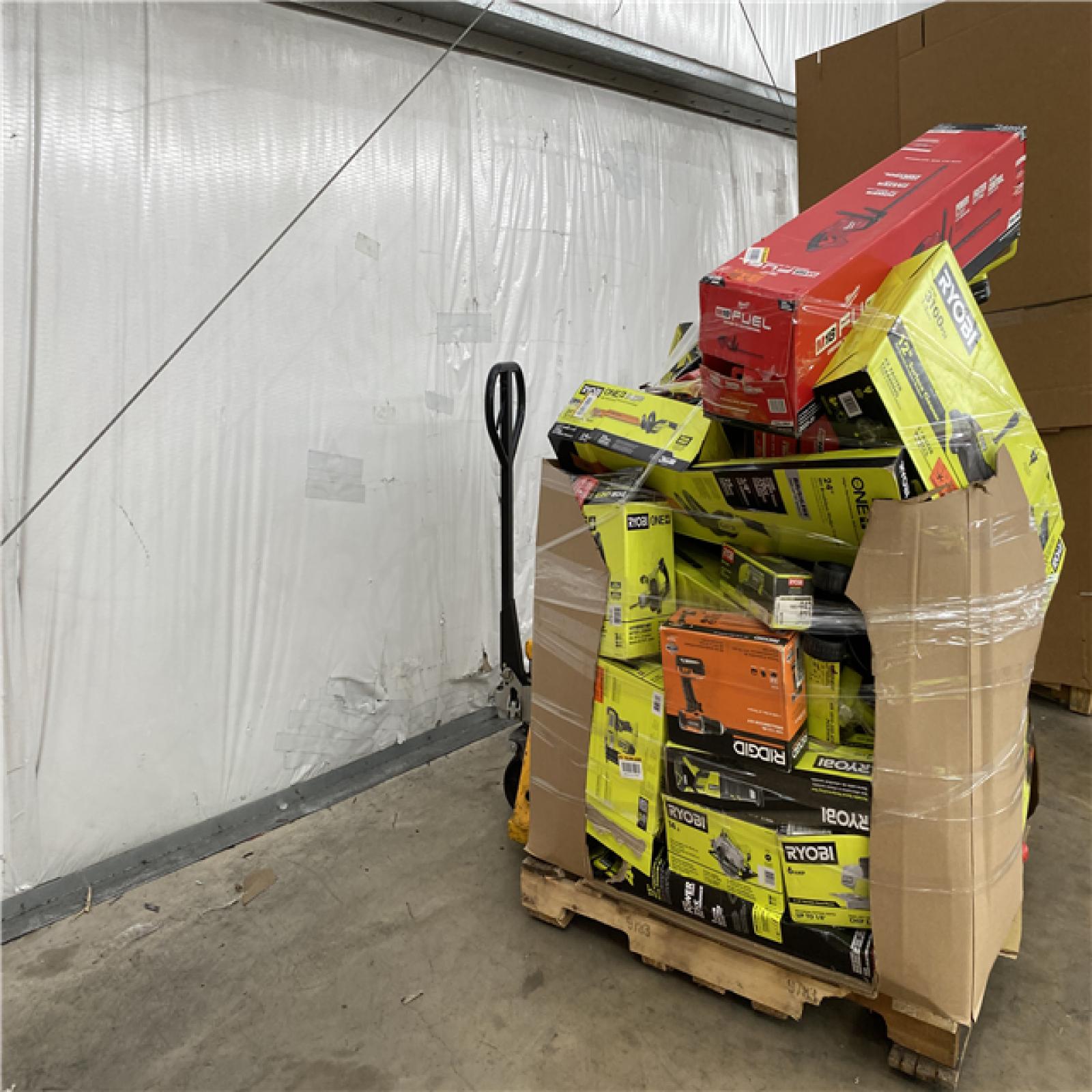 Houston Location AS IS - Tool Pallet