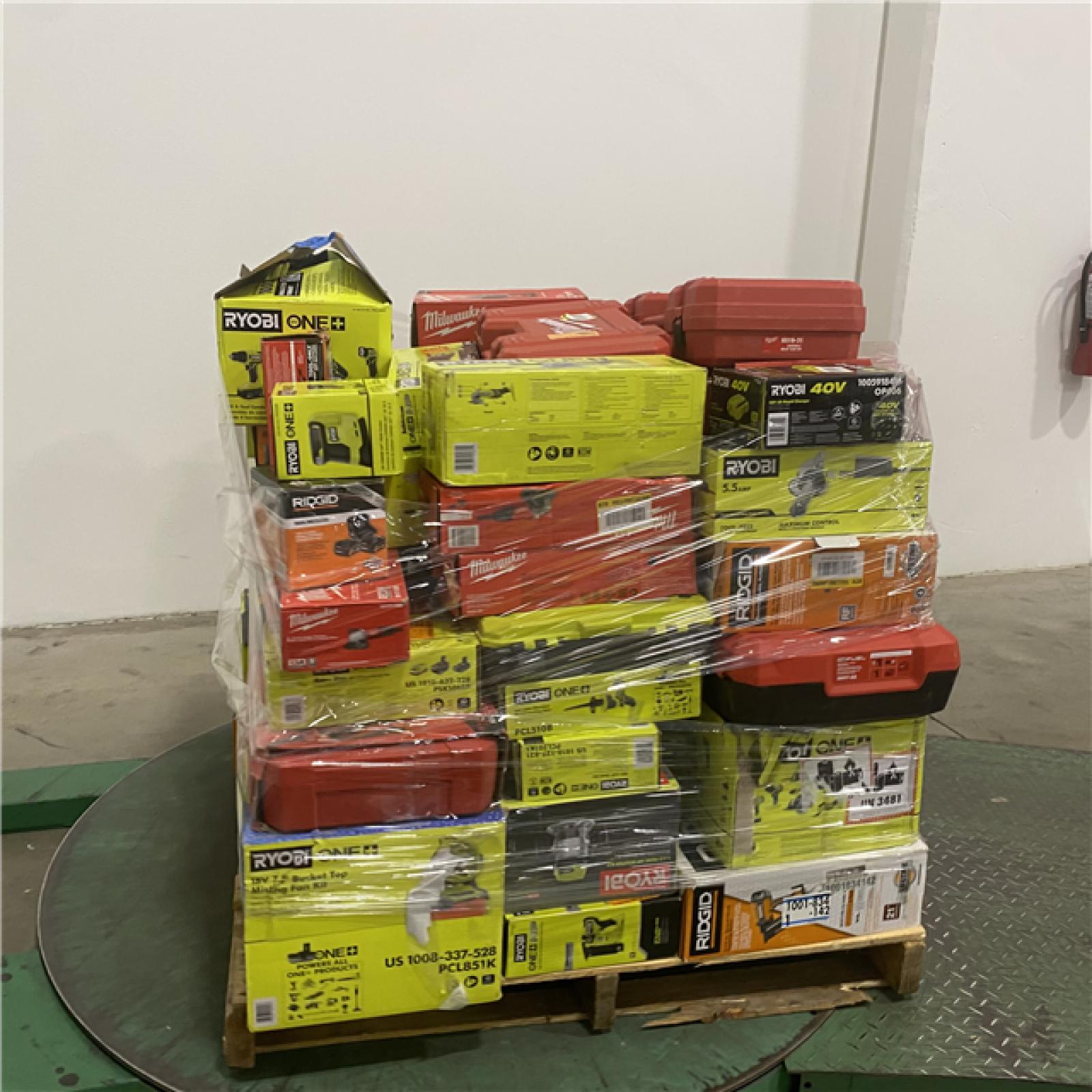 Dallas Location - As-Is Tool Pallet