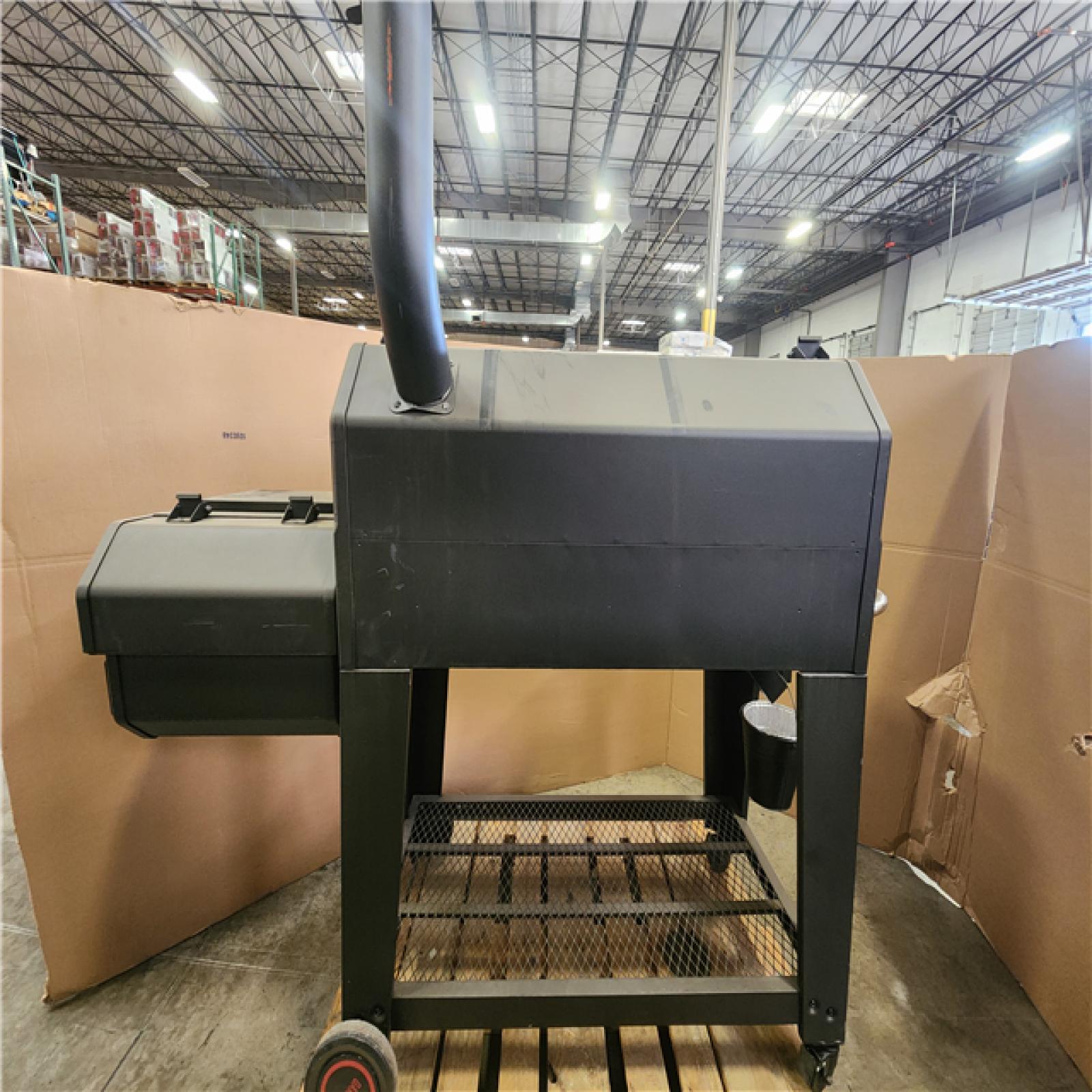 Phoenix Nexgrill Oakford 1150 Reverse Flow Offset Smoker Charcoal Grill in Black