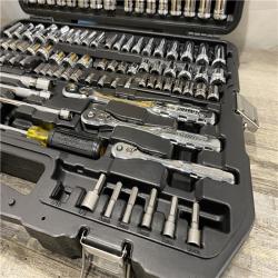 AS-IS DEWALT 167 Piece Mechanic's Tool Kit