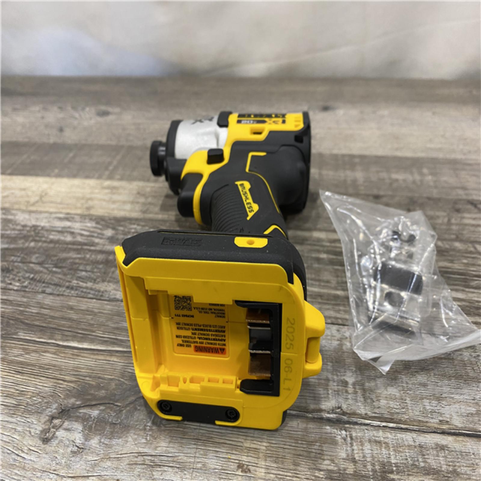 AS-IS DEWALT 20-Volt Maximum XR Cordless Brushless 1/4 in. 3-Speed Impact Driver (Tool-Only)