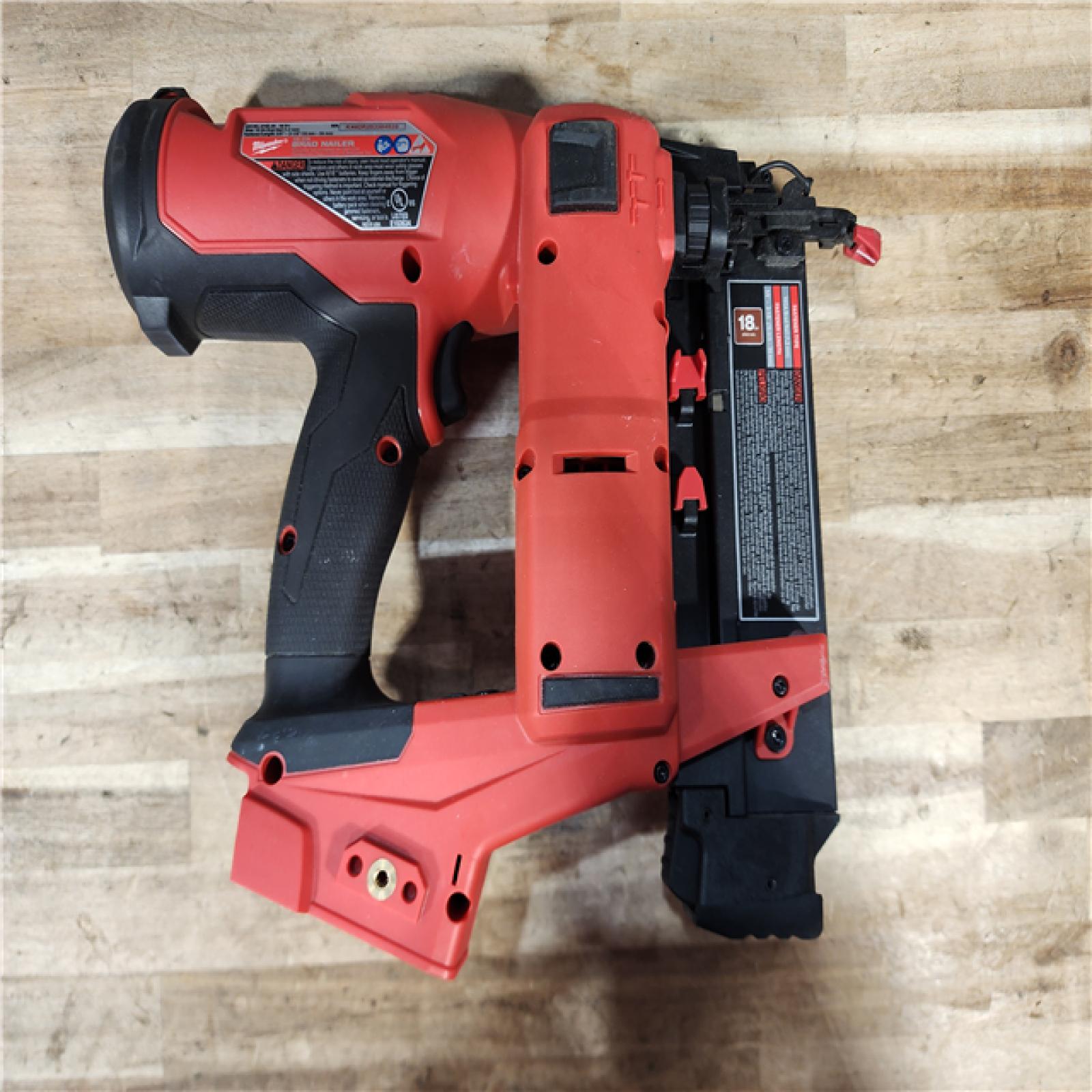 HOUSTON LOCATION - AS-IS Milwaukee  FUEL 18-Volt Lithium-Ion Brushless Cordless Gen II 18-Gauge Brad Nailer (Tool-Only)