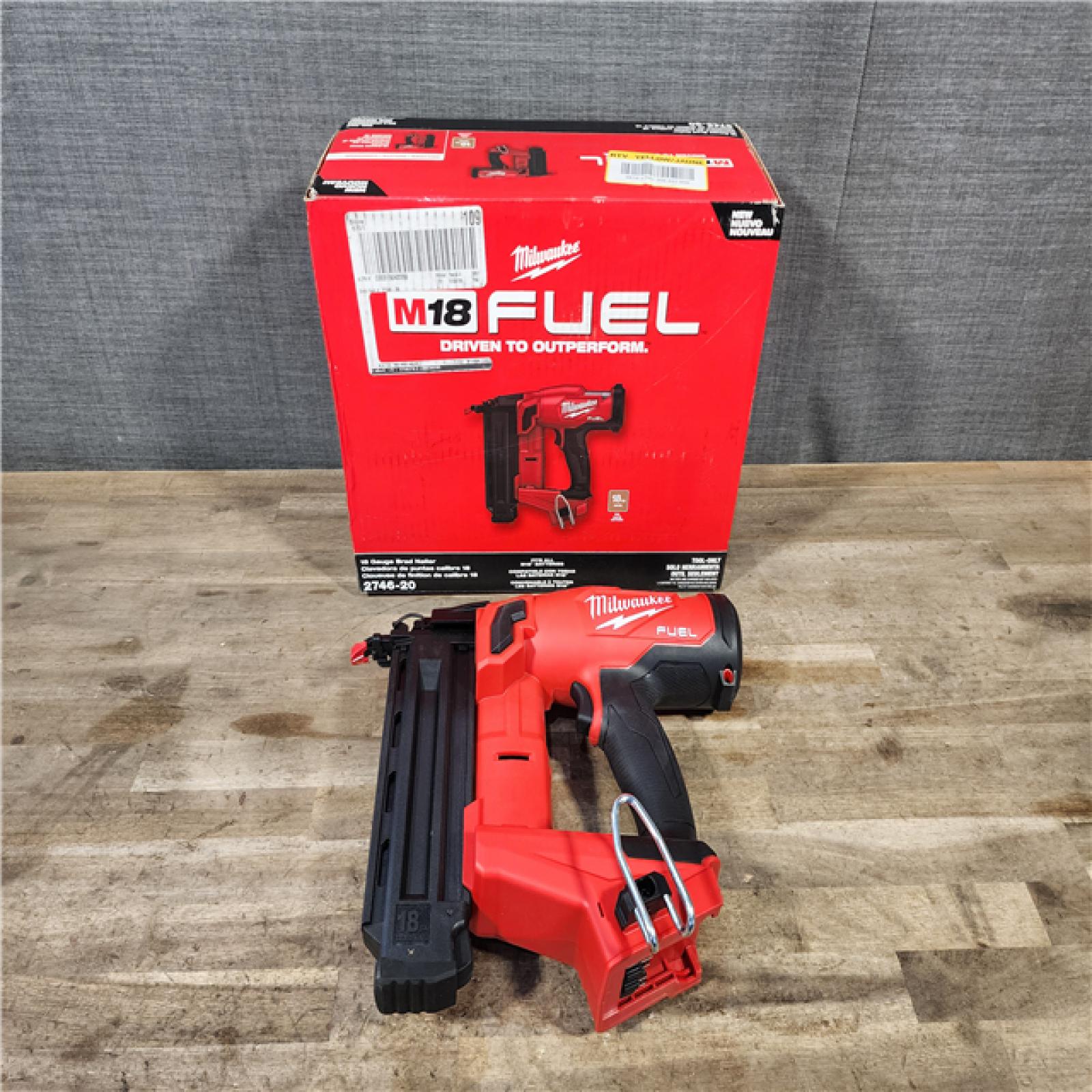 HOUSTON LOCATION - AS-IS (APPEARS LIKE NEW) Milwaukee M18 FUEL 18 Gauge Brad Nailer (TOOL ONLY)