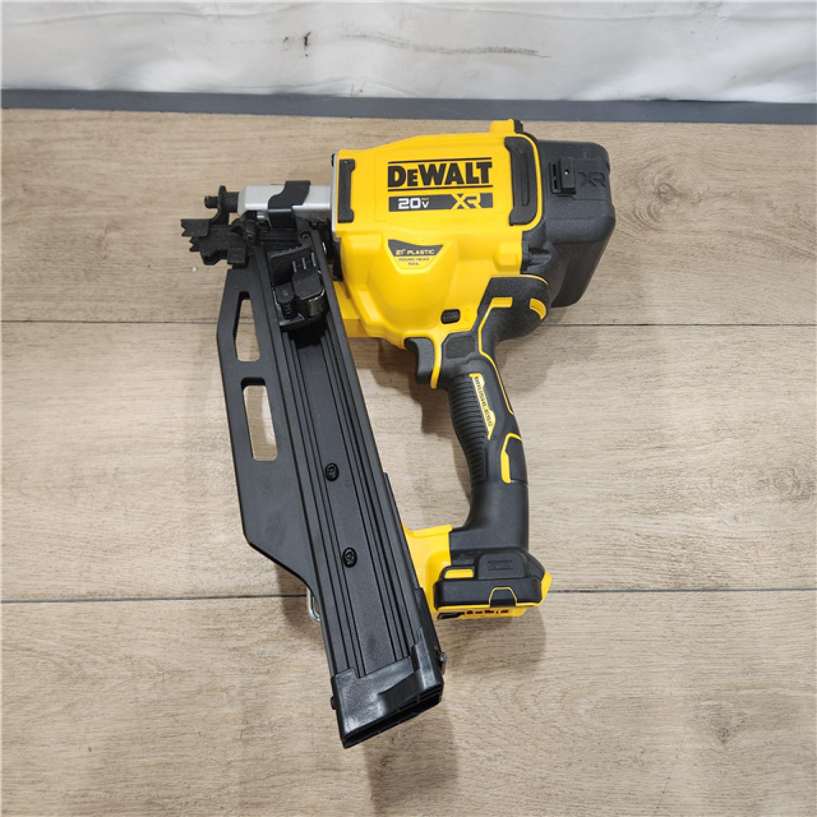AS-IS- DEWALT 20-Volt 21° Cordless Framing Nailer (Tool-Only)