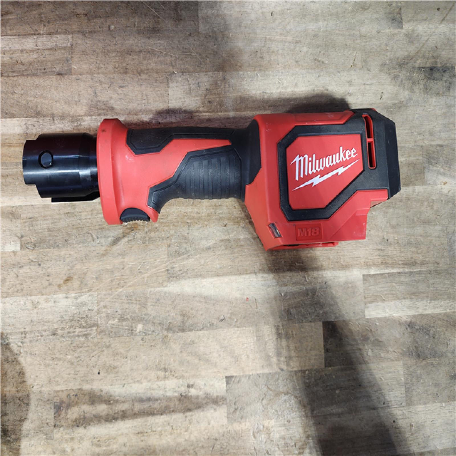 HOUSTON LOCATION - AS-IS Milwaukee-2674-22P M18 Short Throw Press Tool Kit W/ Viega PureFlow Jaws