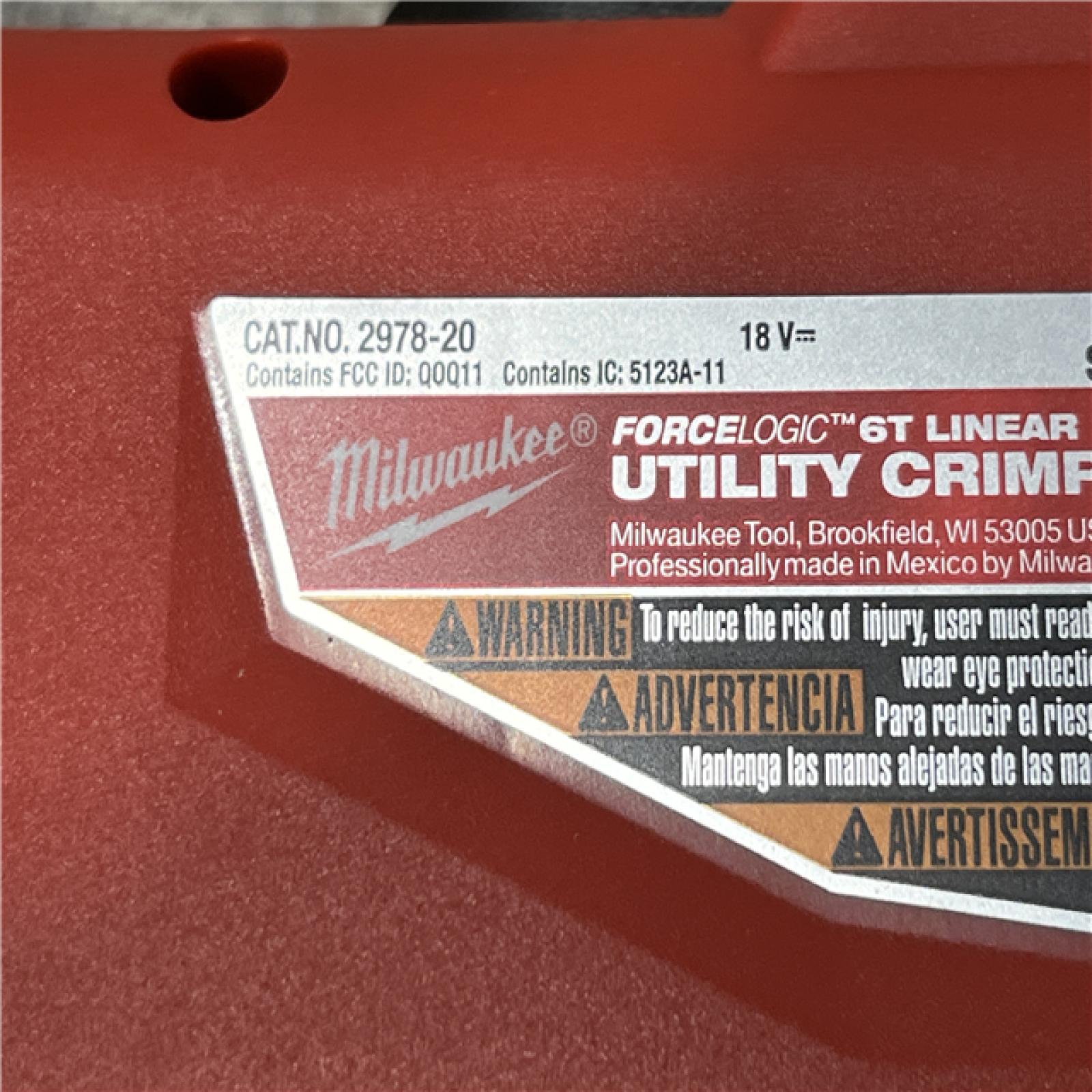 GOOD - Milwaukee 18V Lithium-Ion Cordless FORCE LOGIC 6 Ton Linear Utility Crimper with Kearney Jaw (Tool Only)