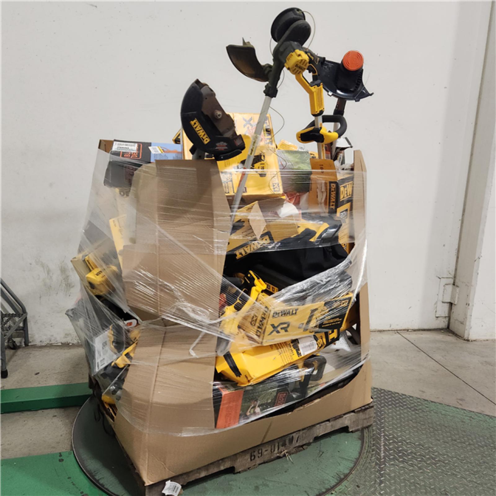 Dallas Location - As-Is DEWALT Tool Pallet