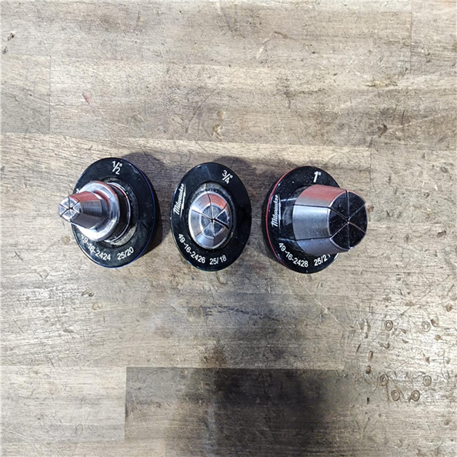 HOUSTON LOCATION - AS-IS Milwaukee M12 12-Volt Lithium-Ion Cordless PEX Expansion Tool Kit with (2) 1.5 Ah Batteries  (3) Expansion Heads and Hard Case