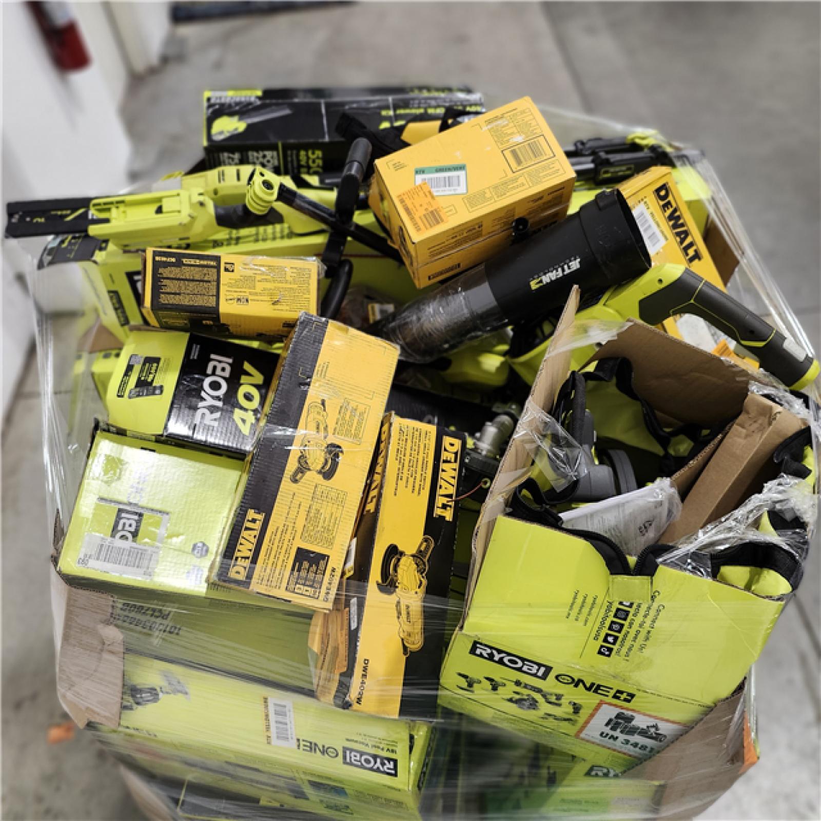 Dallas Location - As-Is Tool Pallet