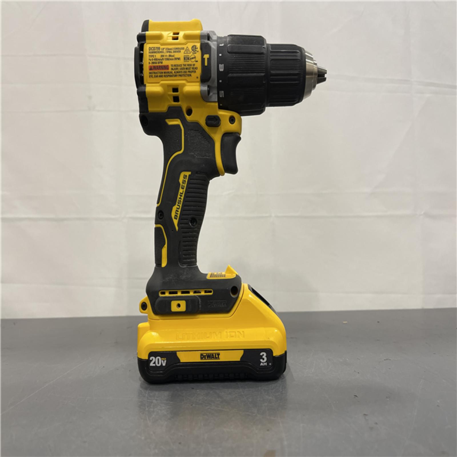 AS-IS - DEWALT ATOMIC 20-Volt Lithium-Ion Cordless 1/2 in. Compact Hammer Drill Kit