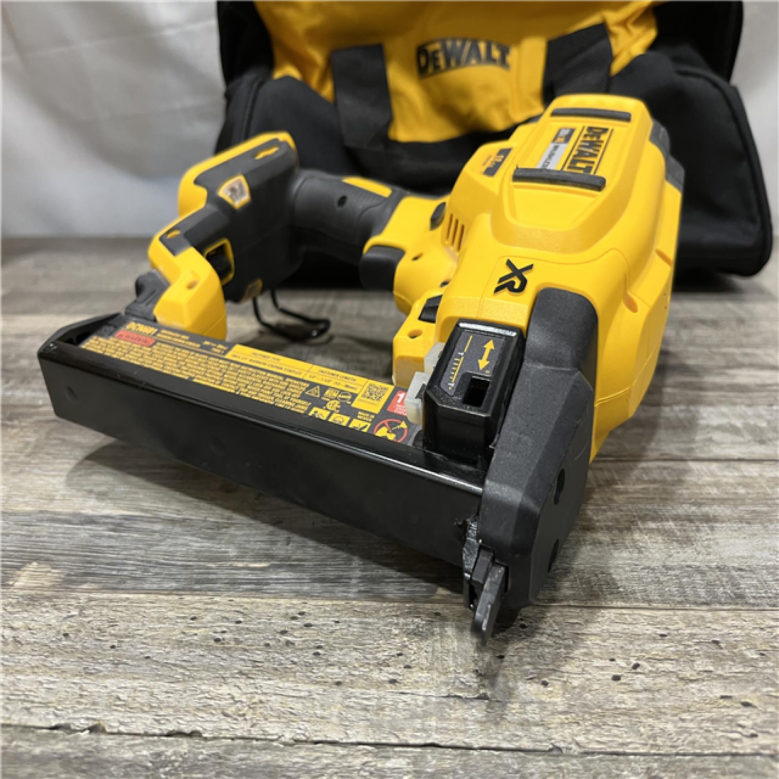 AS-IS DEWALT 20V MAX XR Lithium-Ion Cordless 18-Gauge Narrow Crown Stapler Kit
