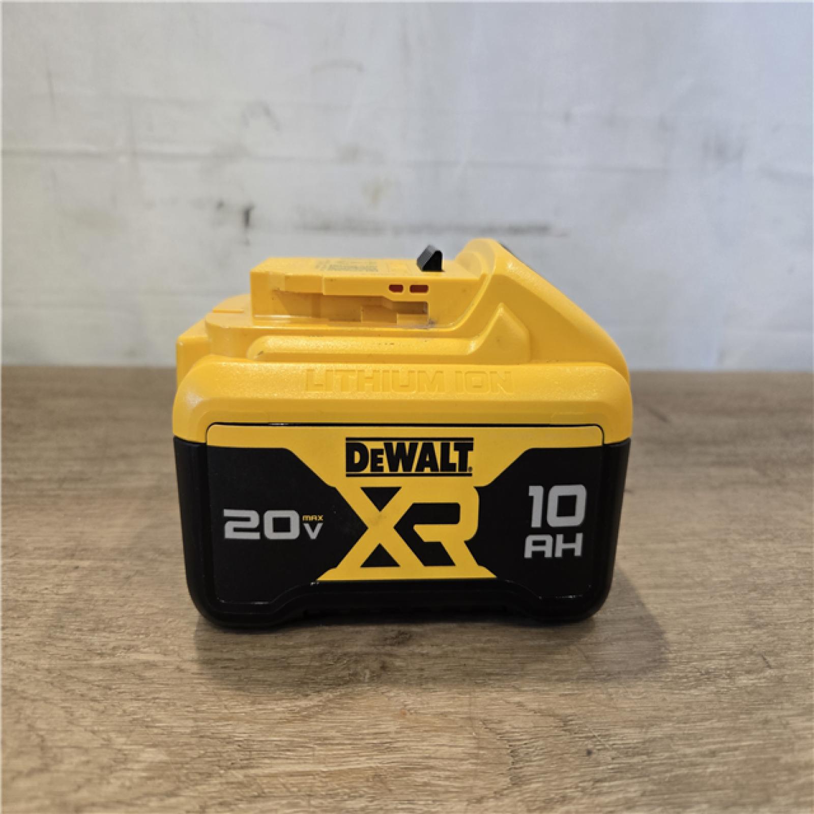 AS-IS DeWALT DCB210 20V MAX XR 10.0 AH Lithium-Ion Battery
