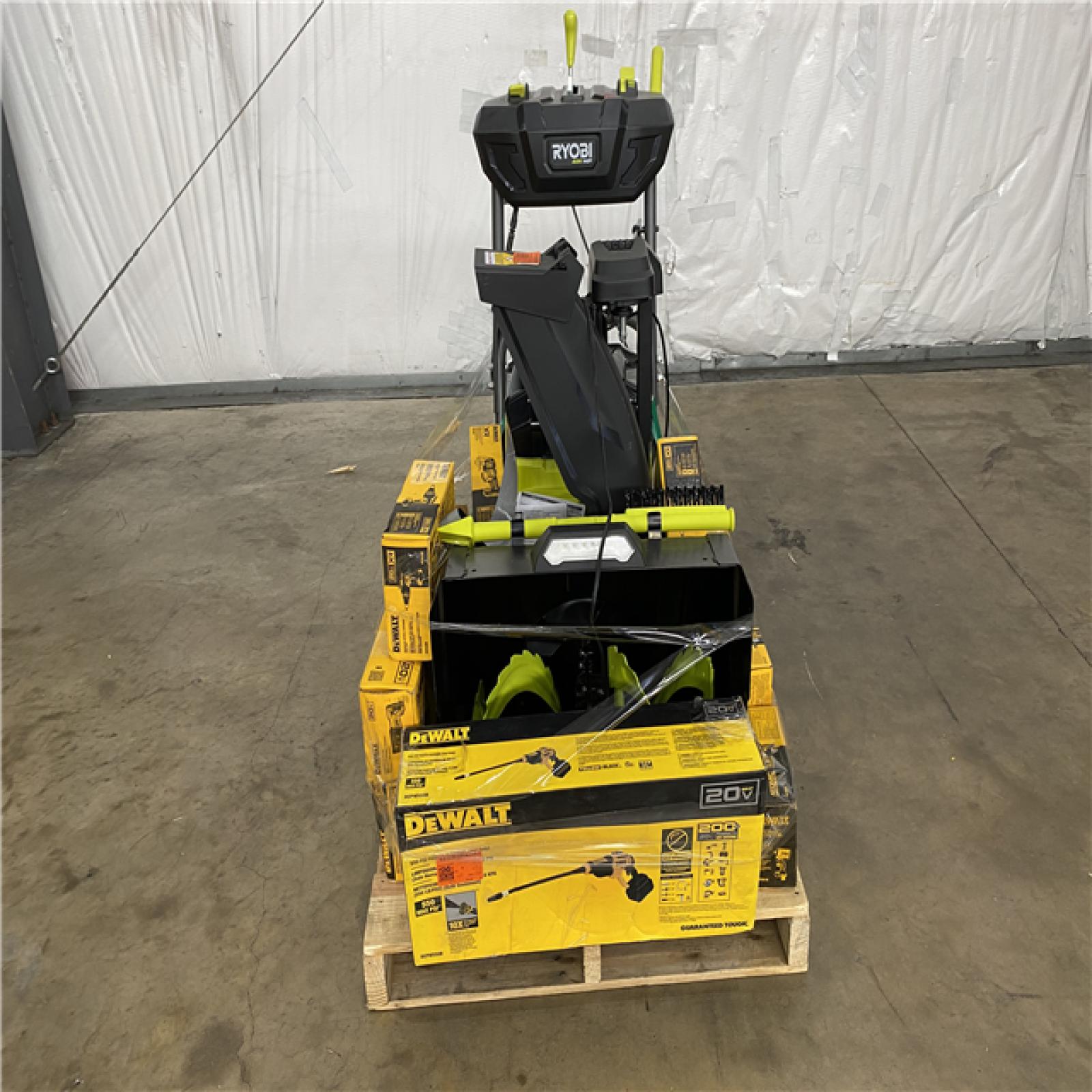 Houston Location AS IS - Tool Pallet