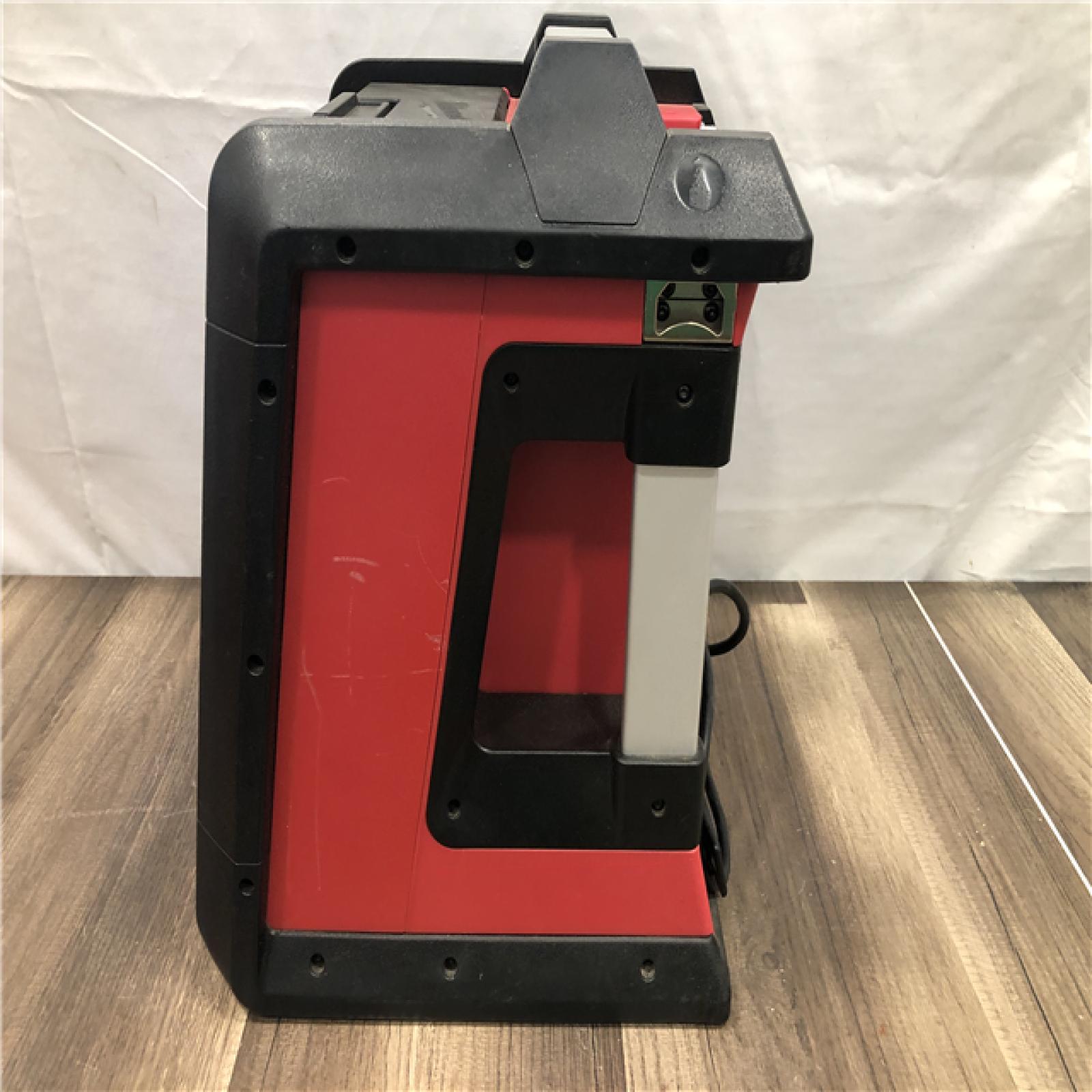 AS-IS Milwaukee M18 Lithium-Ion Cordless Jobsite Radio/Charger