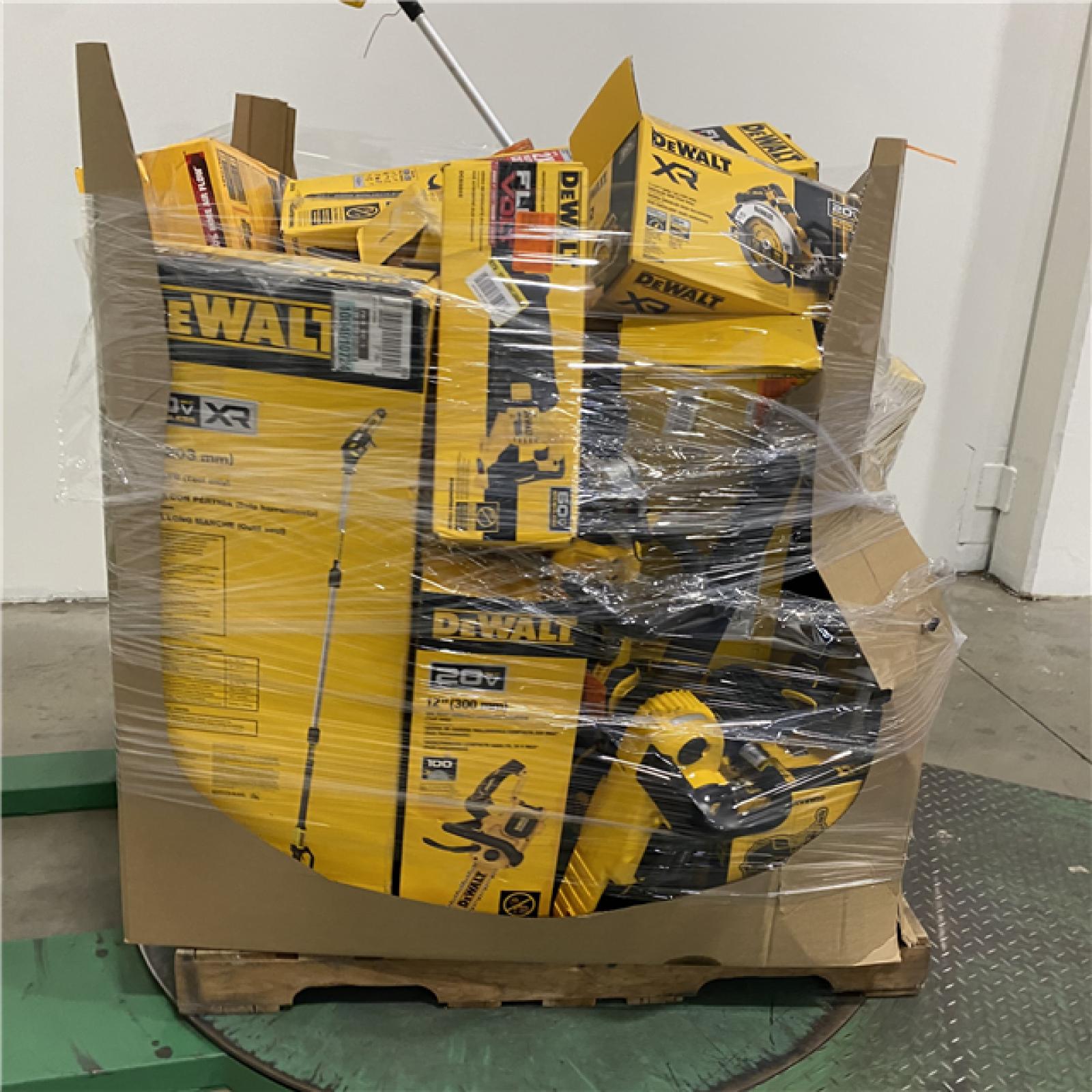Dallas Location - As-Is DEWALT Tool Pallet