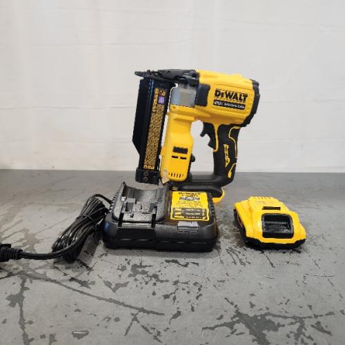 AS-IS- DEWALT ATOMIC 20V MAX Lithium Ion Cordless 23 Gauge Pin Nailer Kit with 2.0Ah Battery and Charger