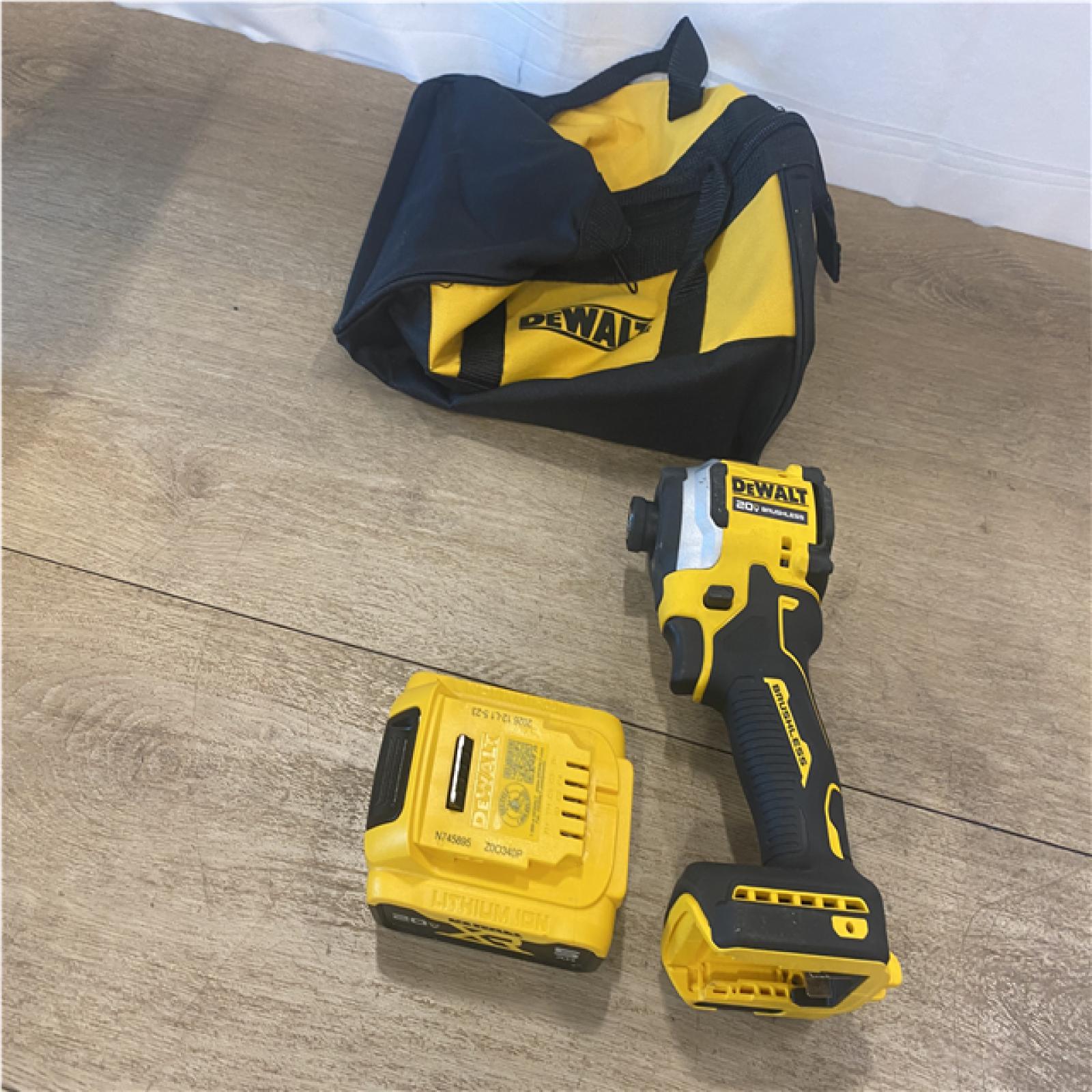 AS-IS DEWALT ATOMIC 20V MAX Lithium-Ion Cordless 1/4 in. Brushless Impact Driver Kit