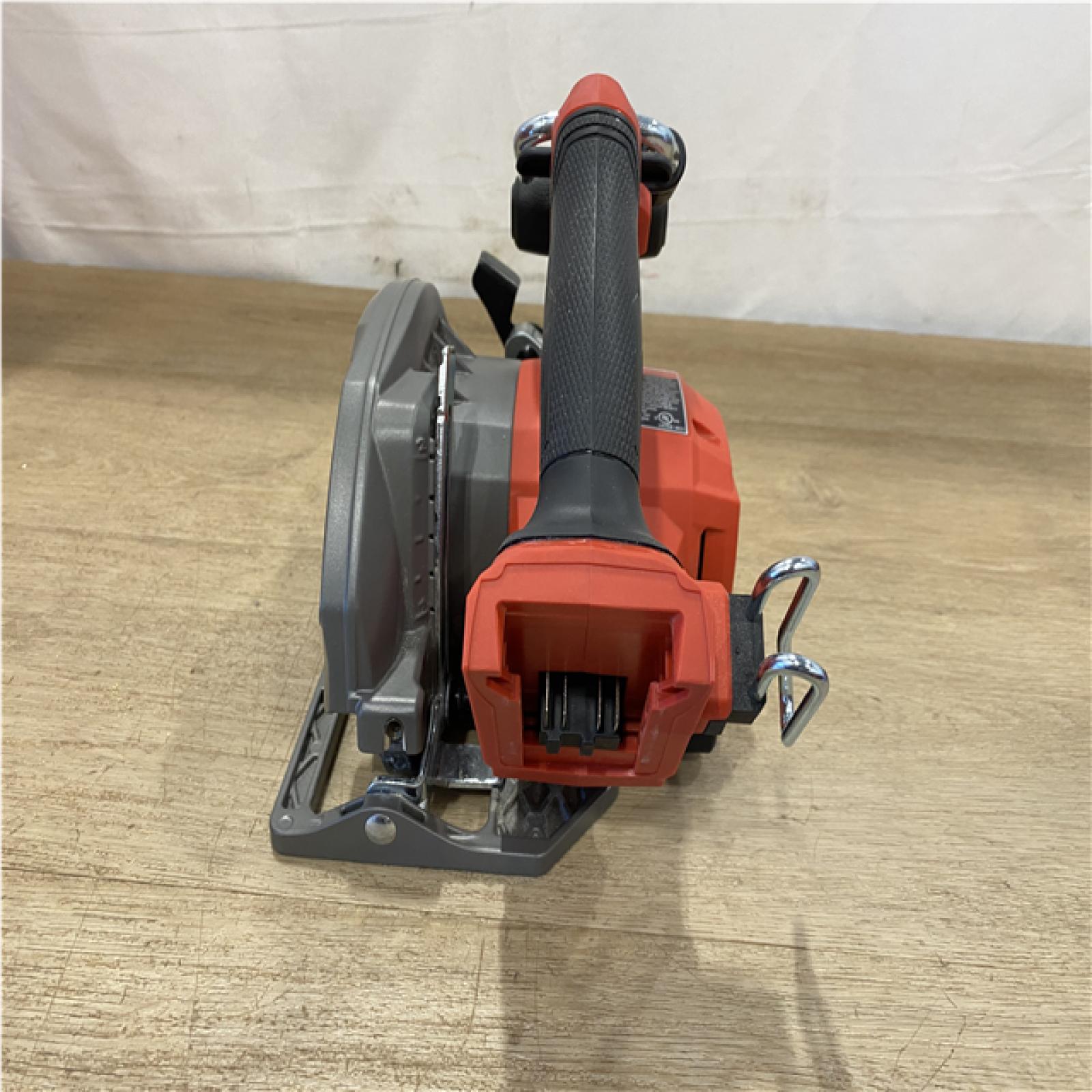AS-IS - Milwaukee FUEL 18V Lithium-Ion Brushless Cordless 6-1/2 in. Circular Saw (Tool-Only)