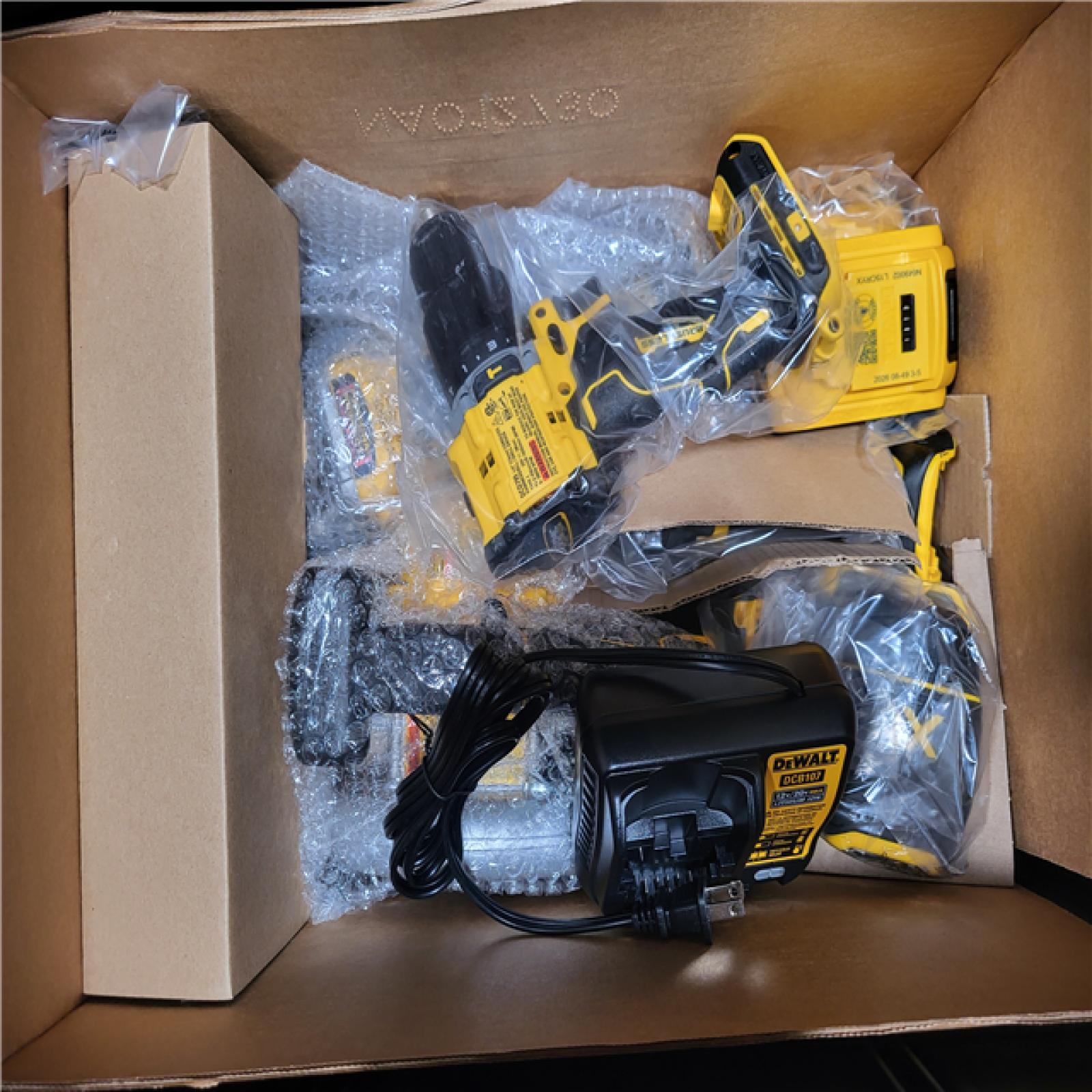 CALIFORNIA NEW DEWALT BRUSHLESS 6-TOOL COMBO KIT WITH TOUGHSYSTEM 2.0