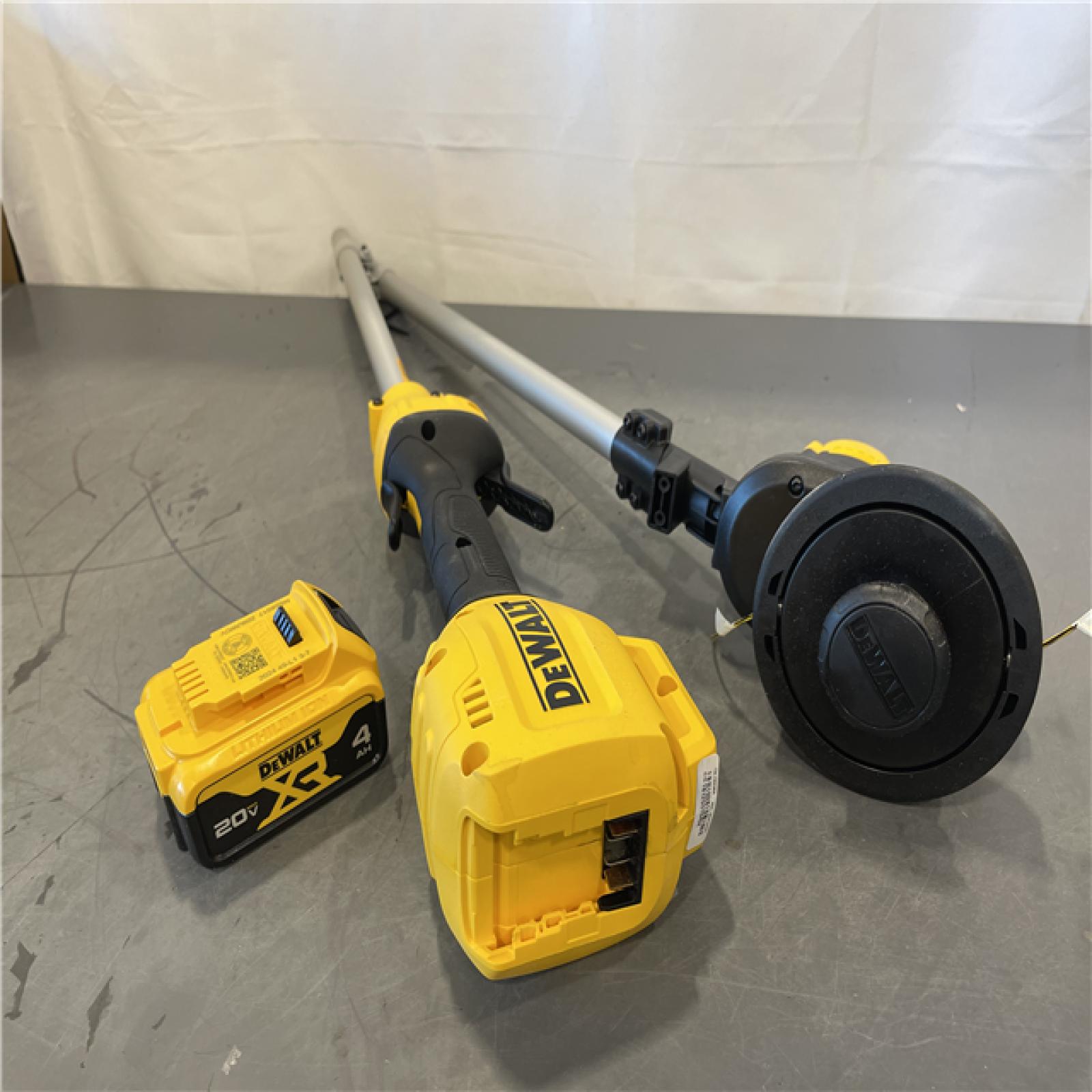 AS-IS - DeWalt 20V MAX 13 in. Cordless Battery Powered String Trimmer Kit