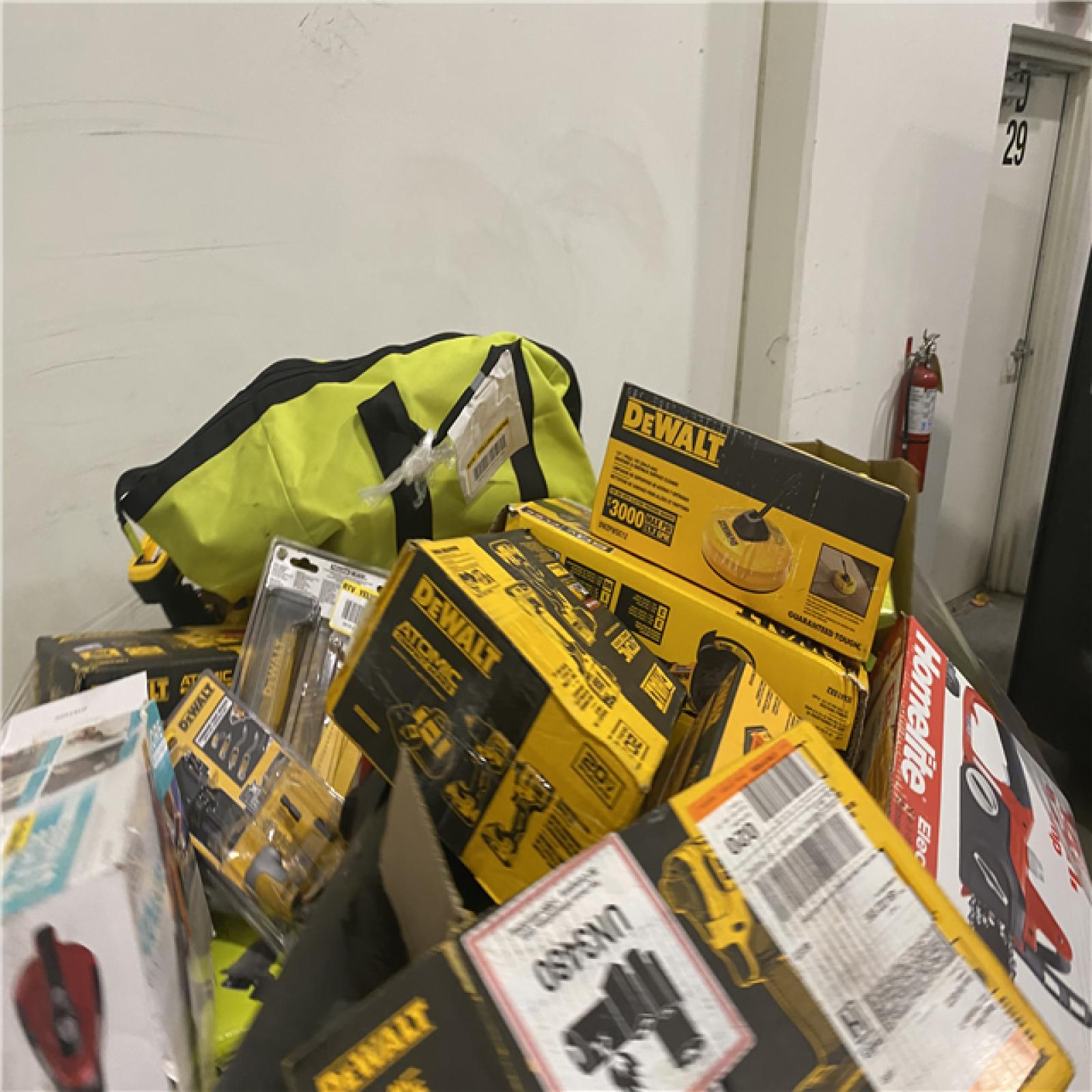 DALLAS LOCATION - AS-IS TOOL PALLET