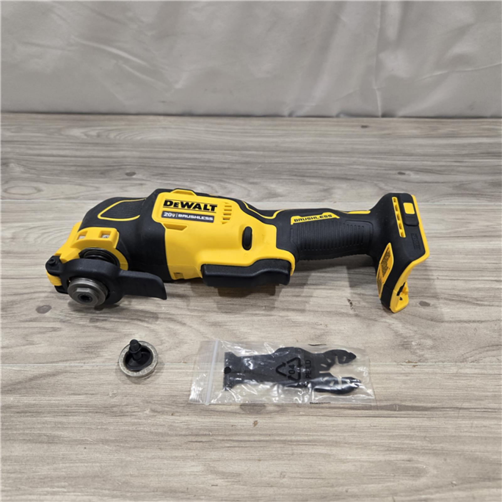 AS-IS DEWALT ATOMIC 20V MAX Cordless Oscillating Multi Tool (Tool Only)