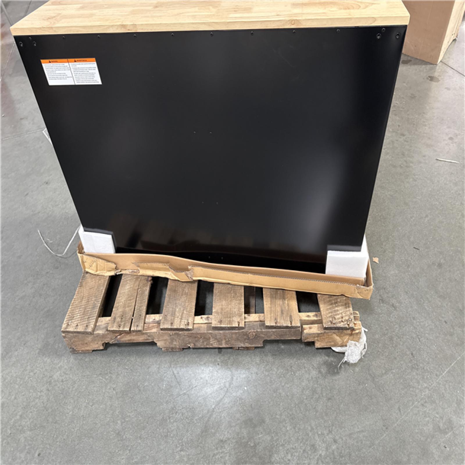 California AS-IS HUSKY 46 in. 9-Drawer Mobile Workbench