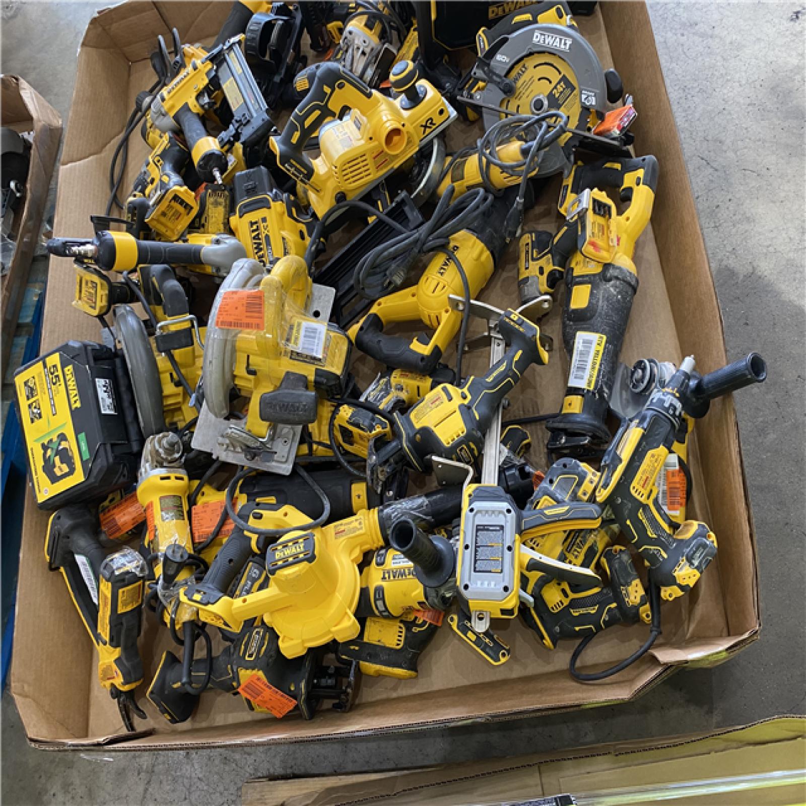 Houston Location AS IS - Tool Pallet