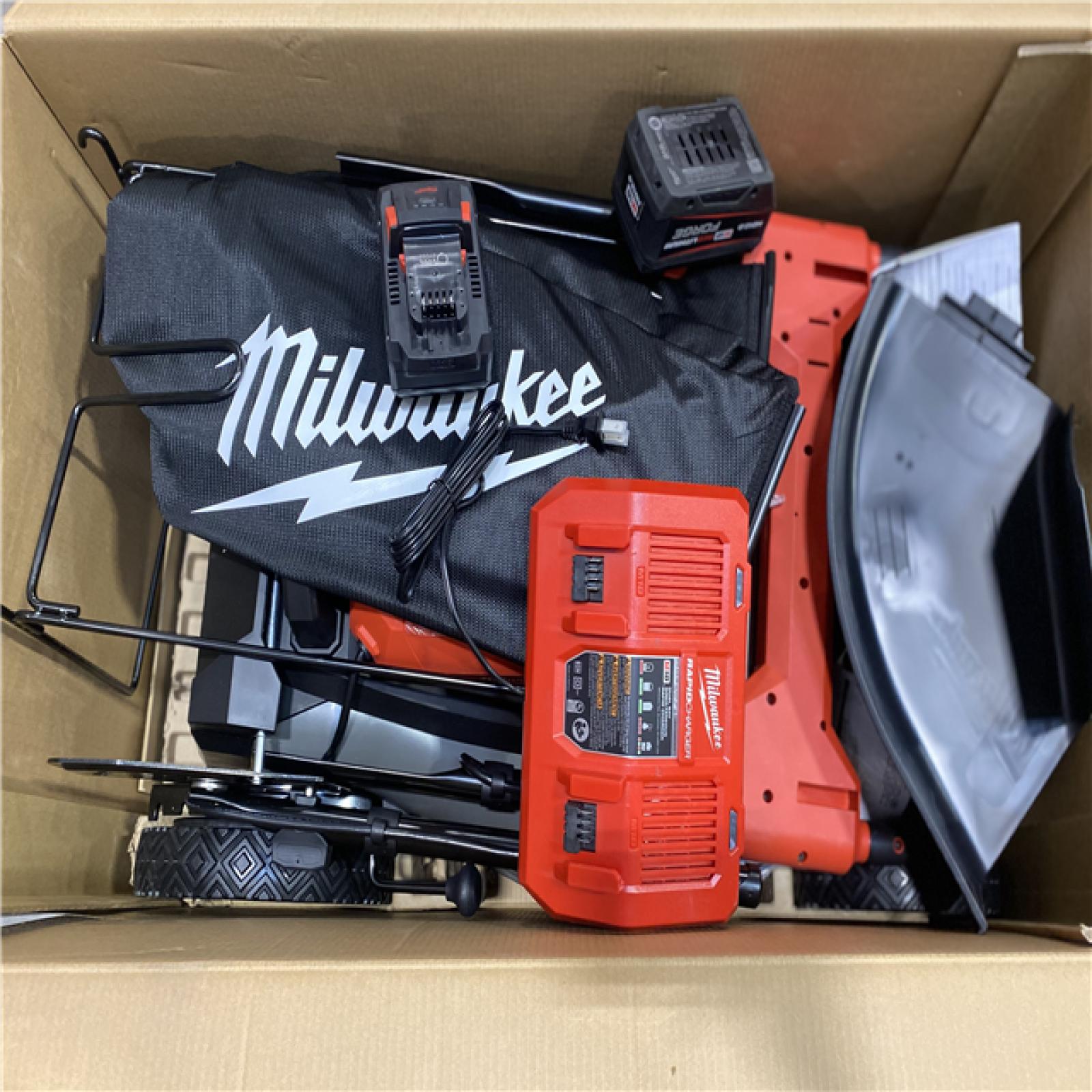 Dallas Location - As-Is 	Milwaukee 18 FUEL 21 Self-Propelled Dual Battery Mower Kit