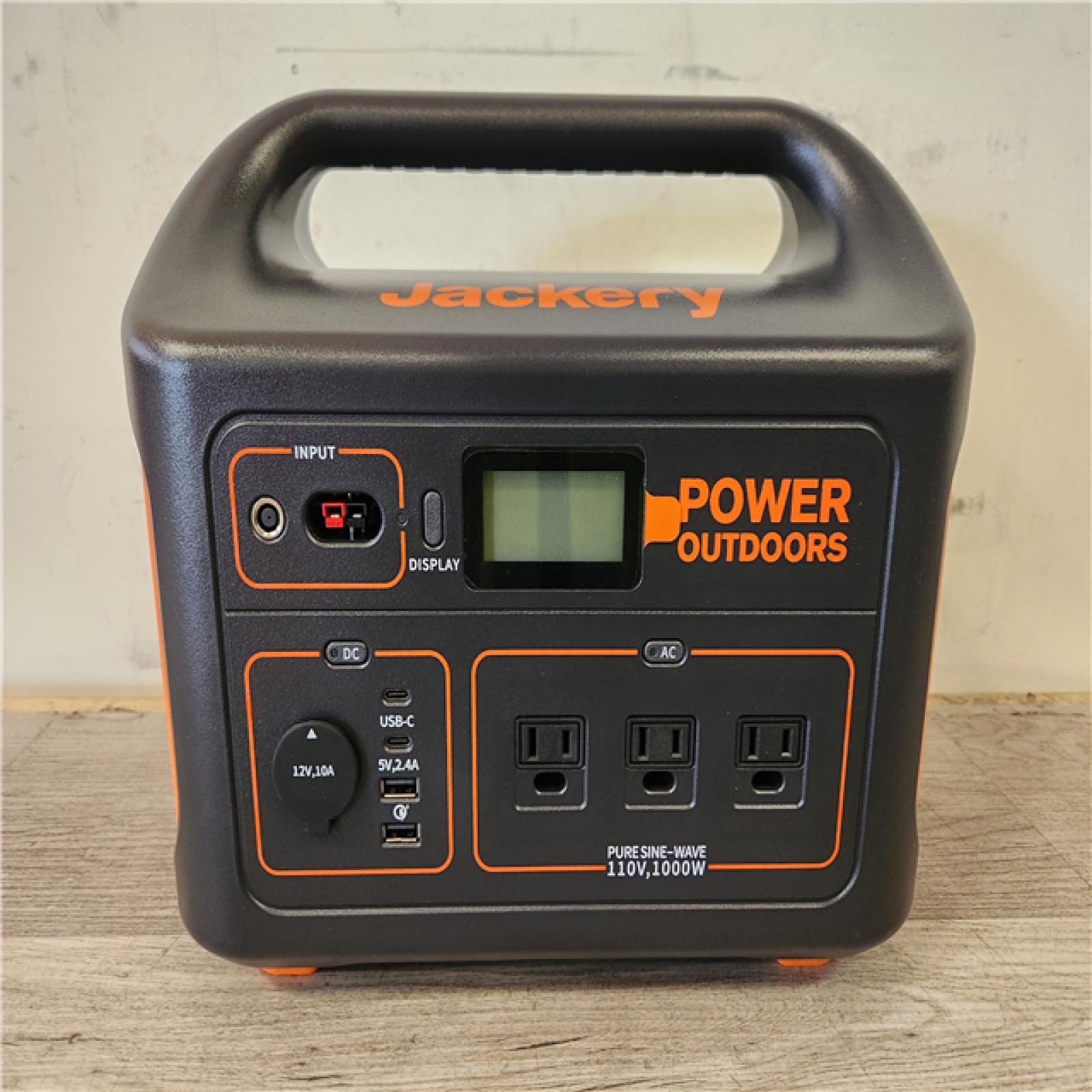 Phoenix Location LIKE NEW Jackery Explorer 880, 880Wh/1000W Model No: Explorer 880