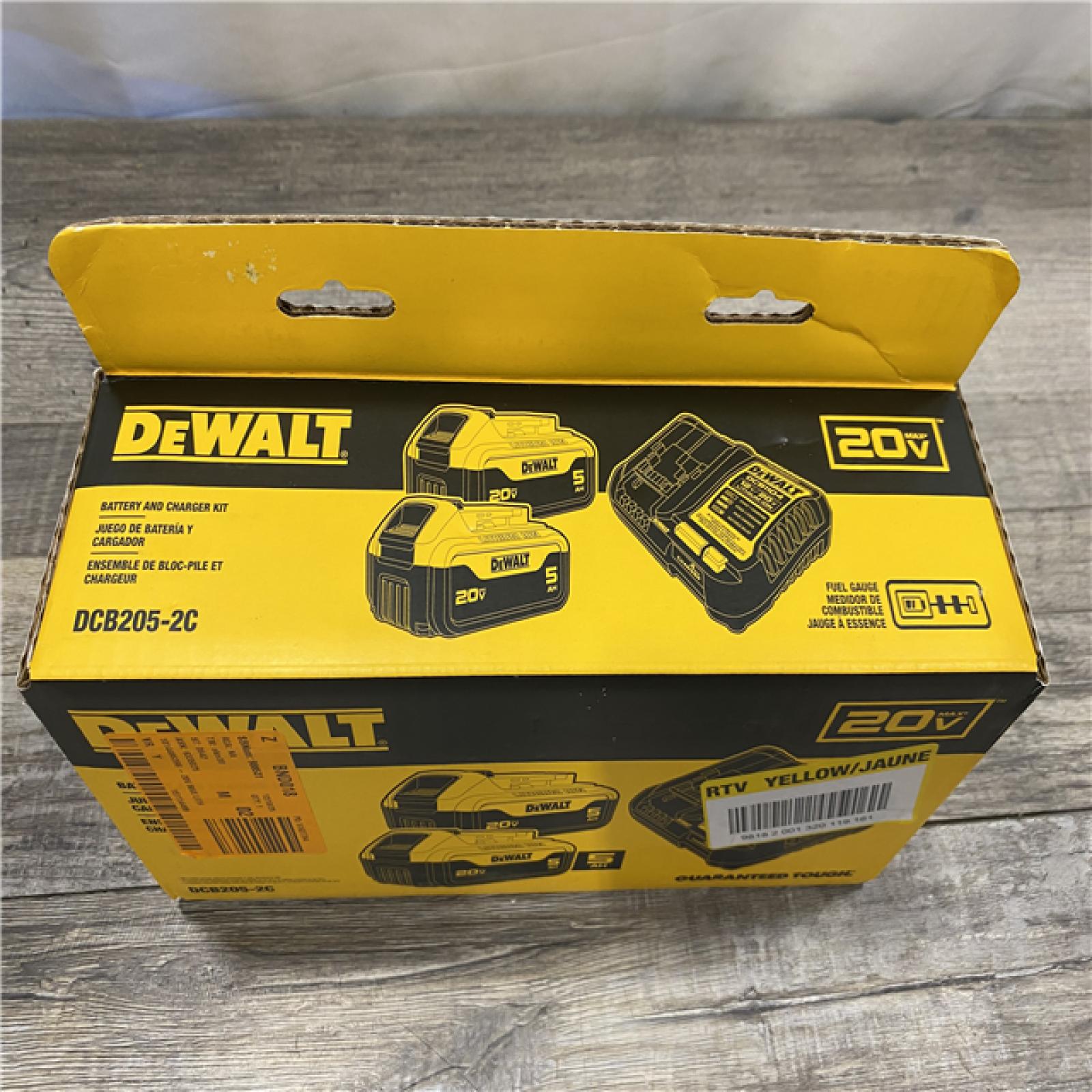 NEW - DEWALT 20V MAX Lithium-Ion Battery Starter Kit with 5.0 Ah Batteries (2-Pack) and Charger