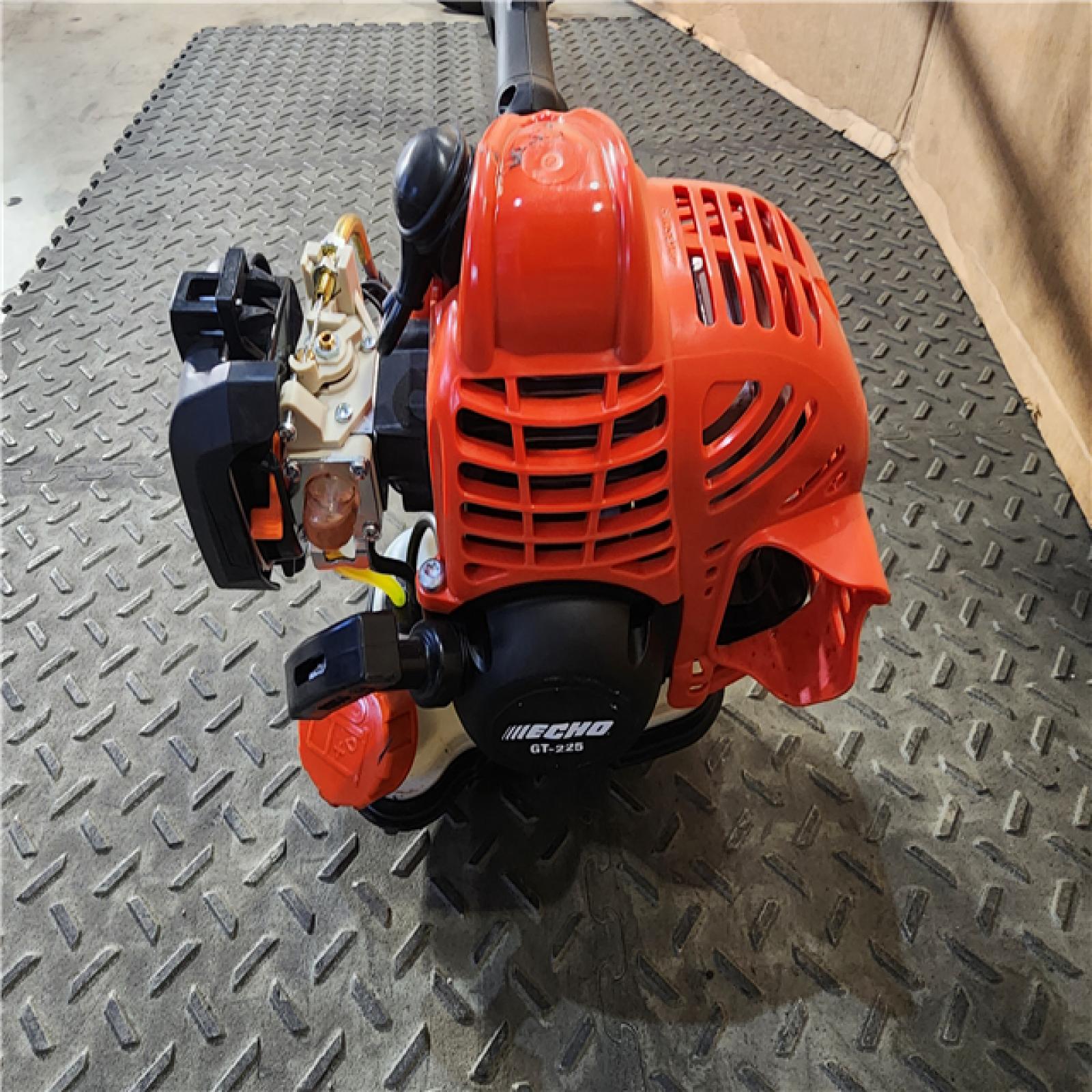 HOUSTON LOCATION - AS-IS Echo GT-225 21.2cc 2 Stroke Lightweight Durable Gas Curved Shaft String Trimmer